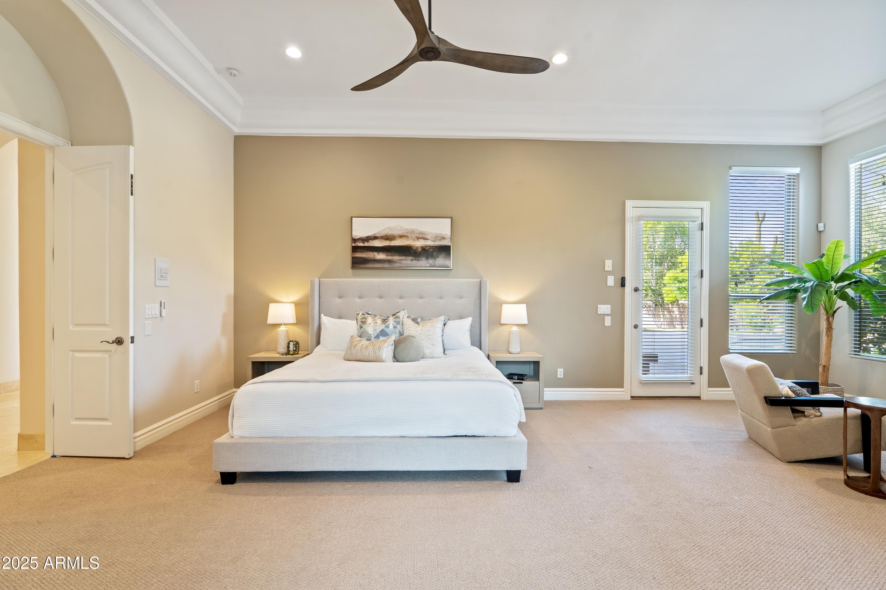 6938 E LOMAS VERDES Drive