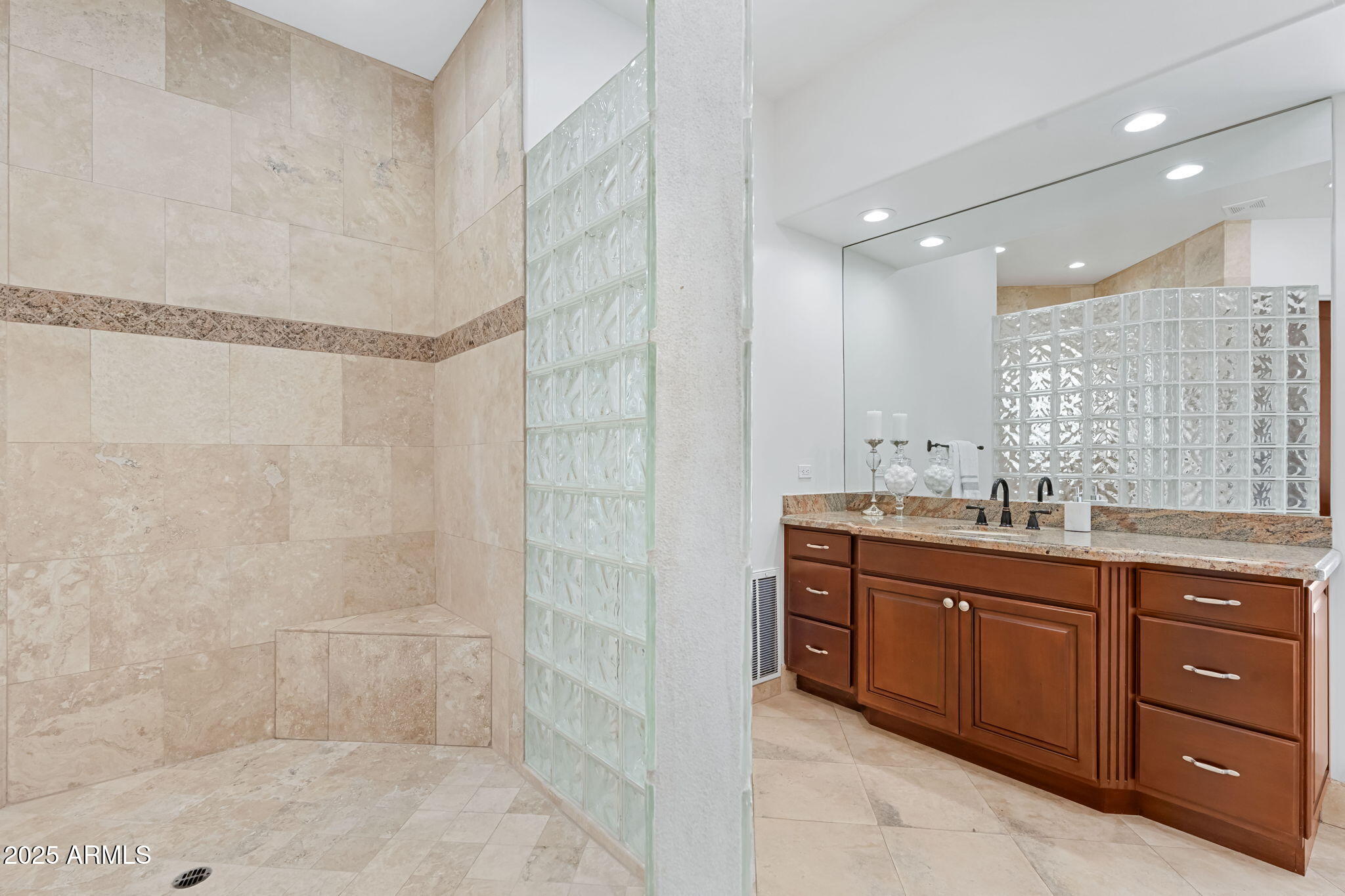 13322 E PARADISE Drive