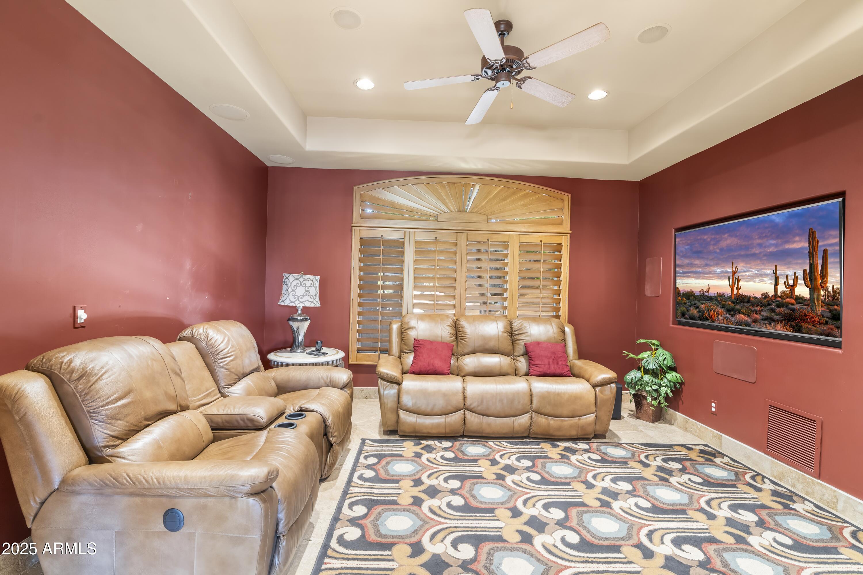 13249 E SUMMIT Drive