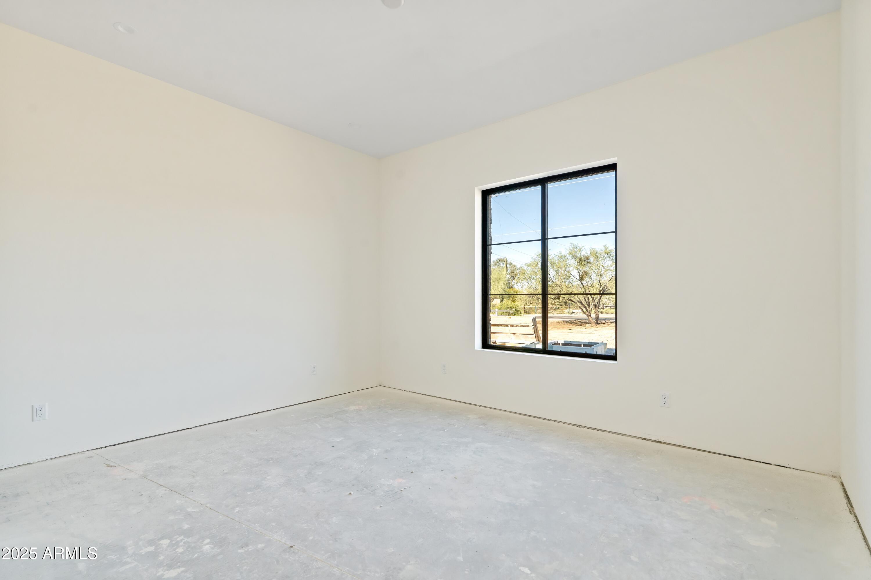 6615 E DOVE VALLEY Road