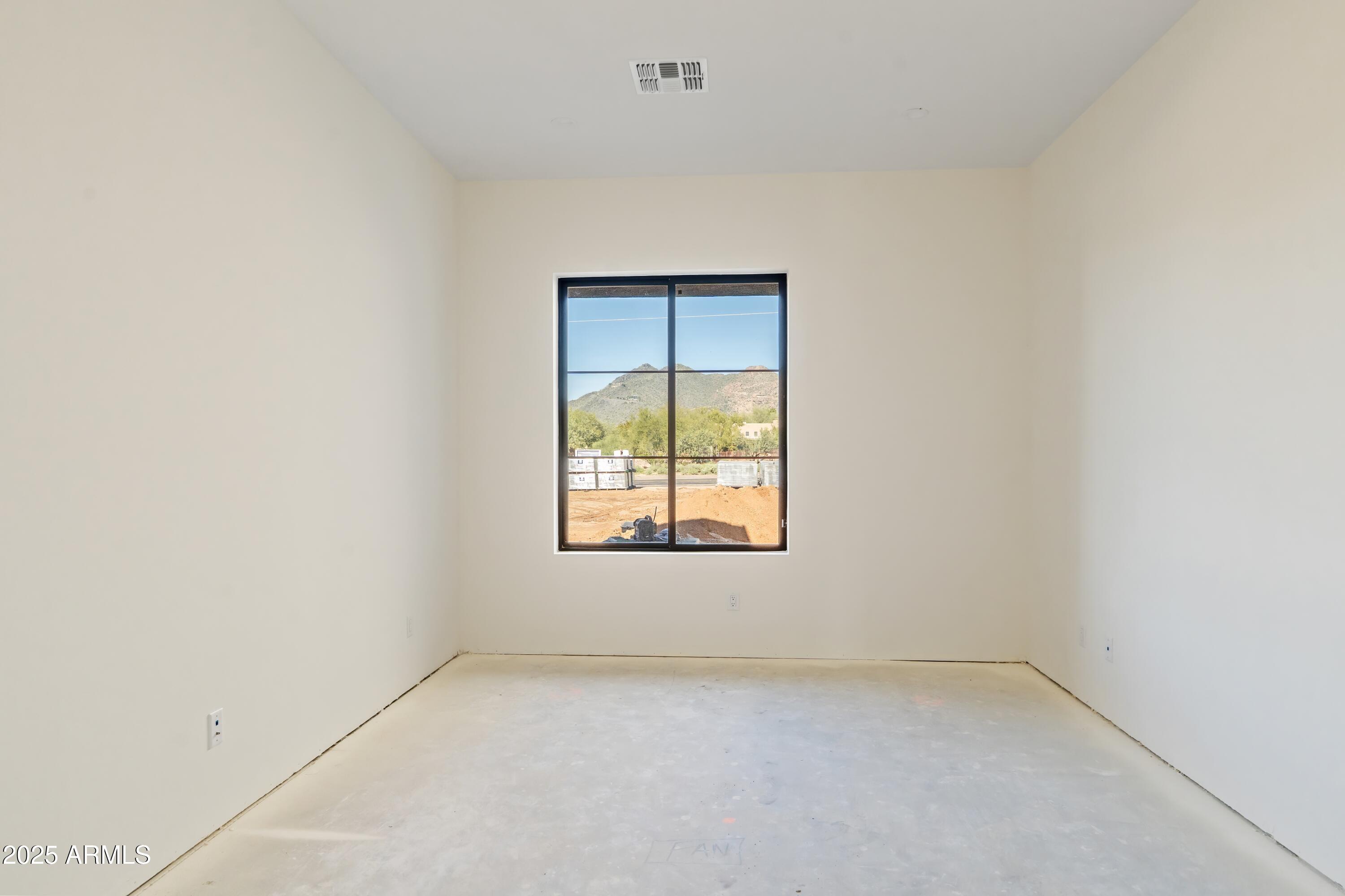 6615 E DOVE VALLEY Road