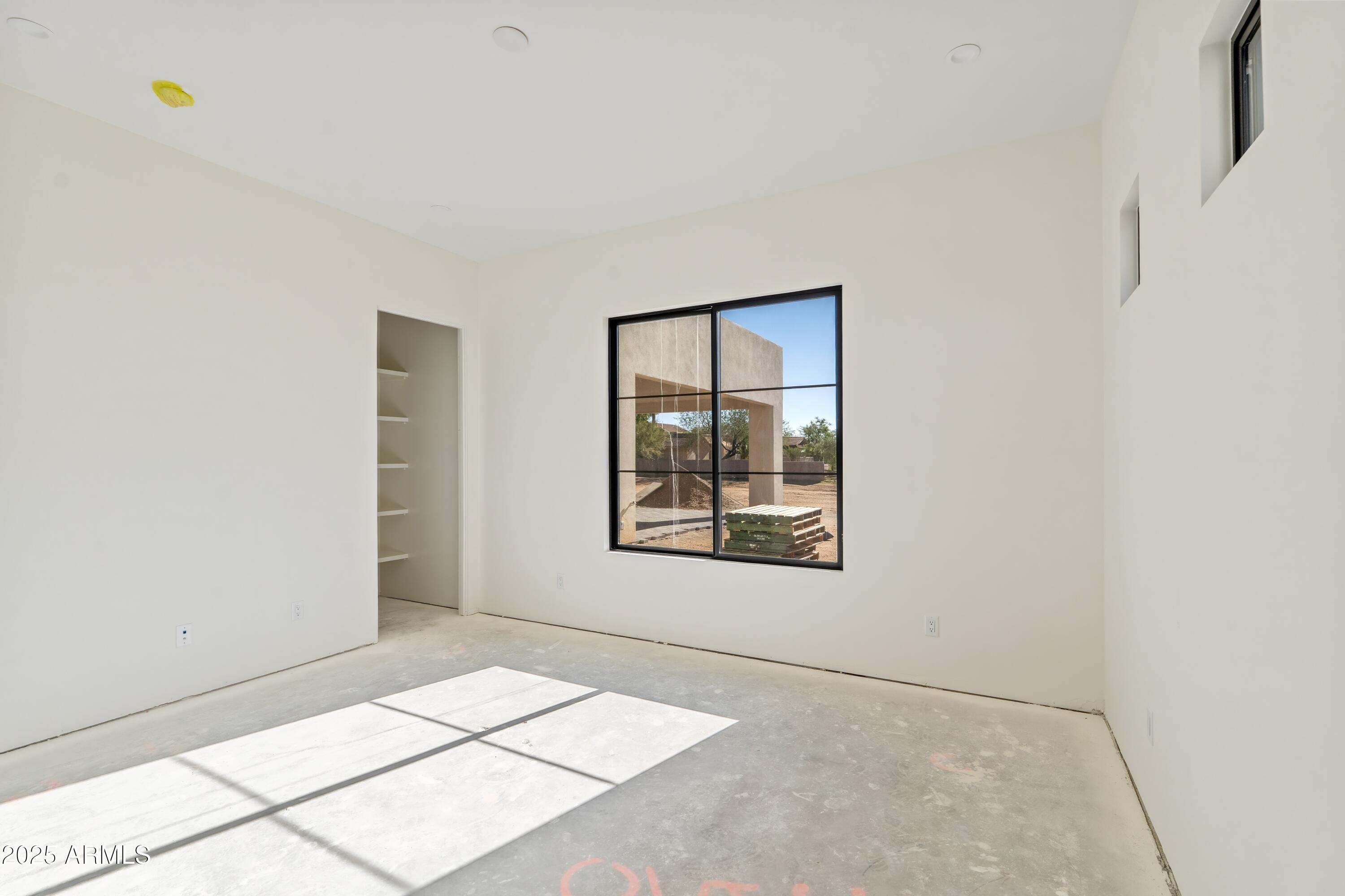 6615 E DOVE VALLEY Road