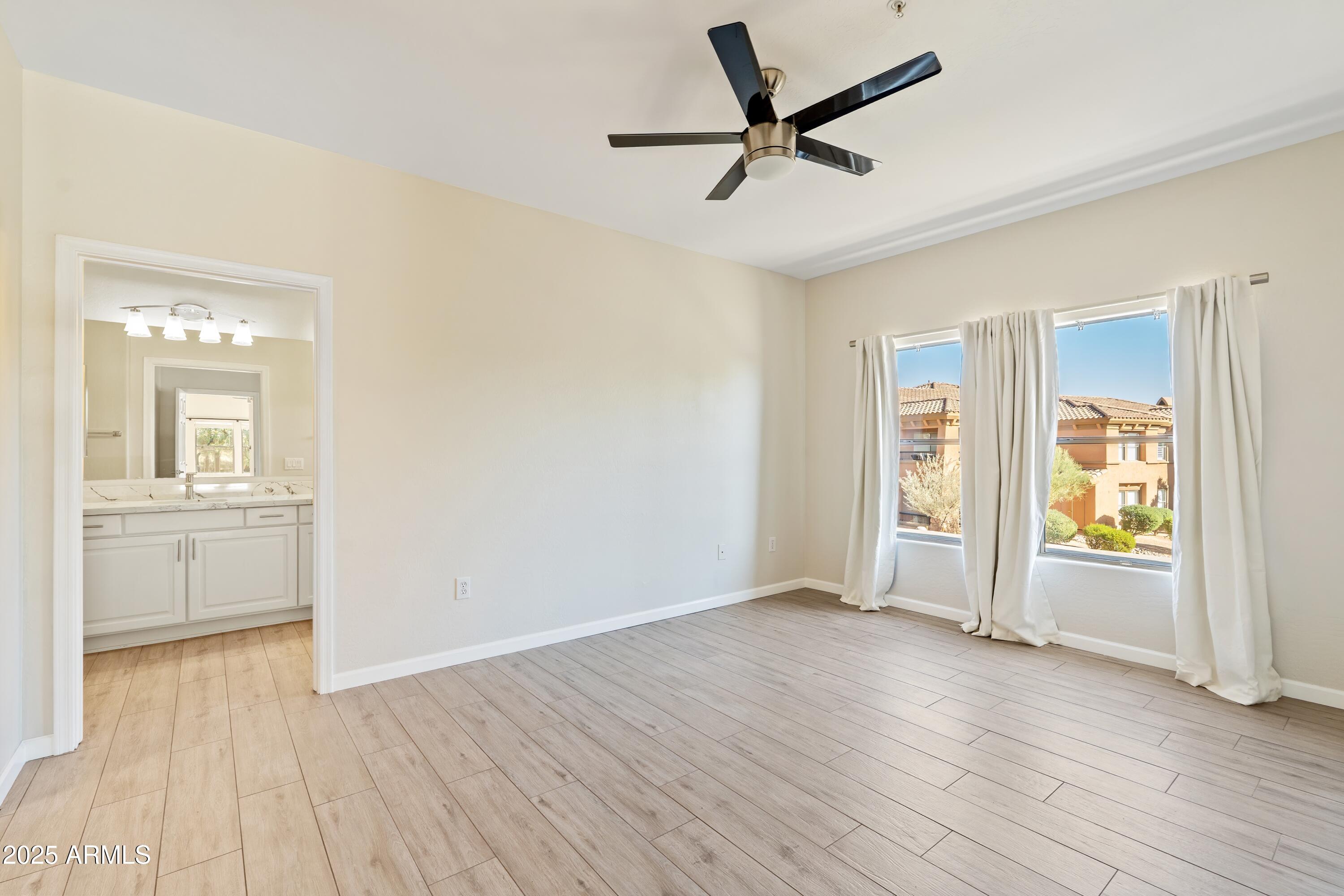 19700 N 76TH Street 2105