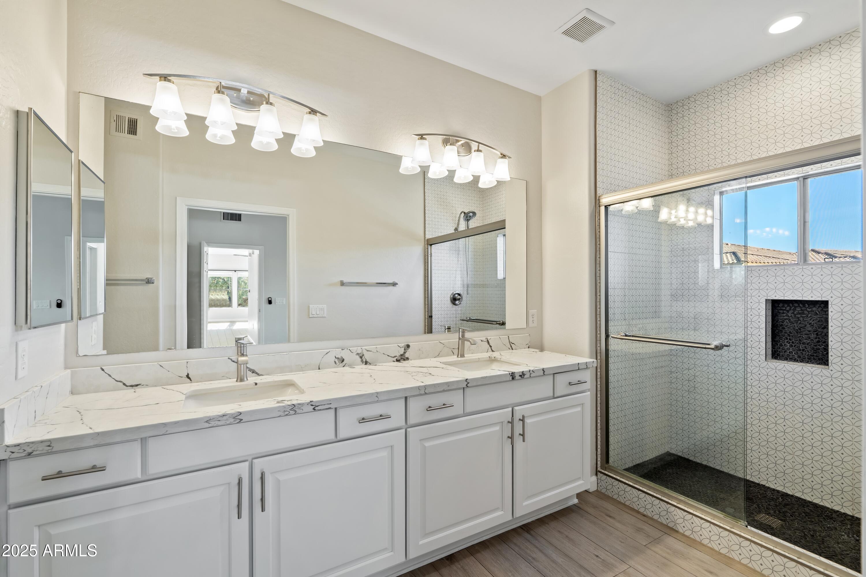 19700 N 76TH Street 2105