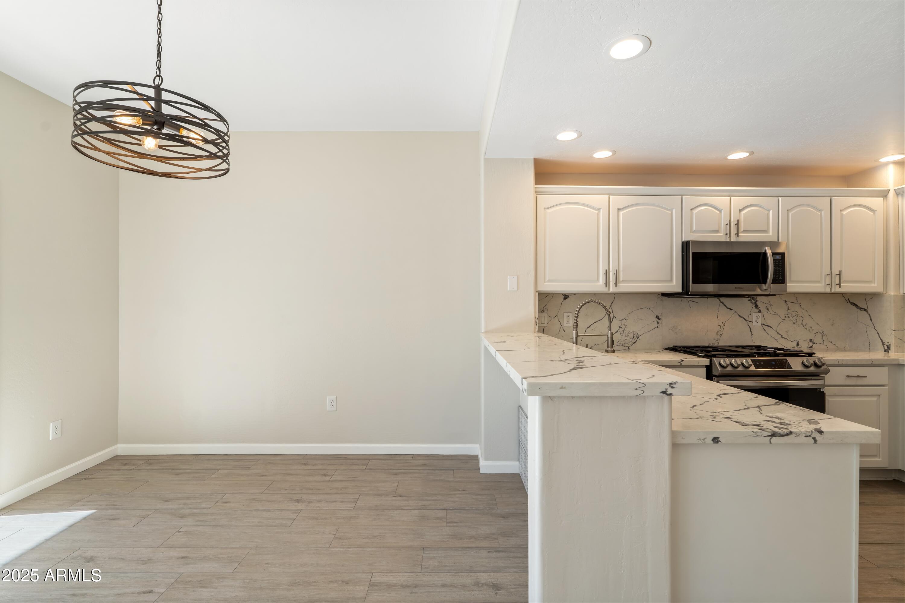 19700 N 76TH Street 2105