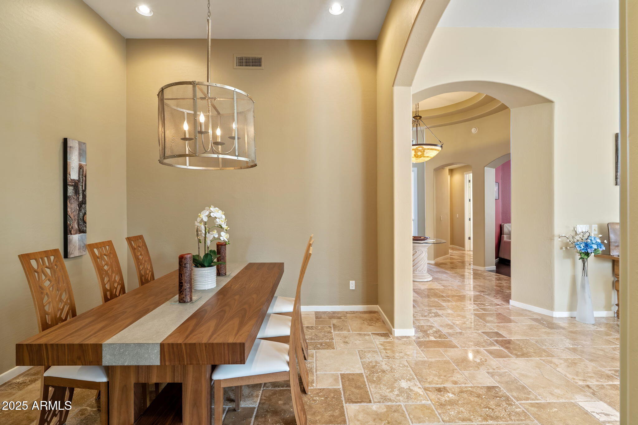 7699 E FLEDGLING Drive