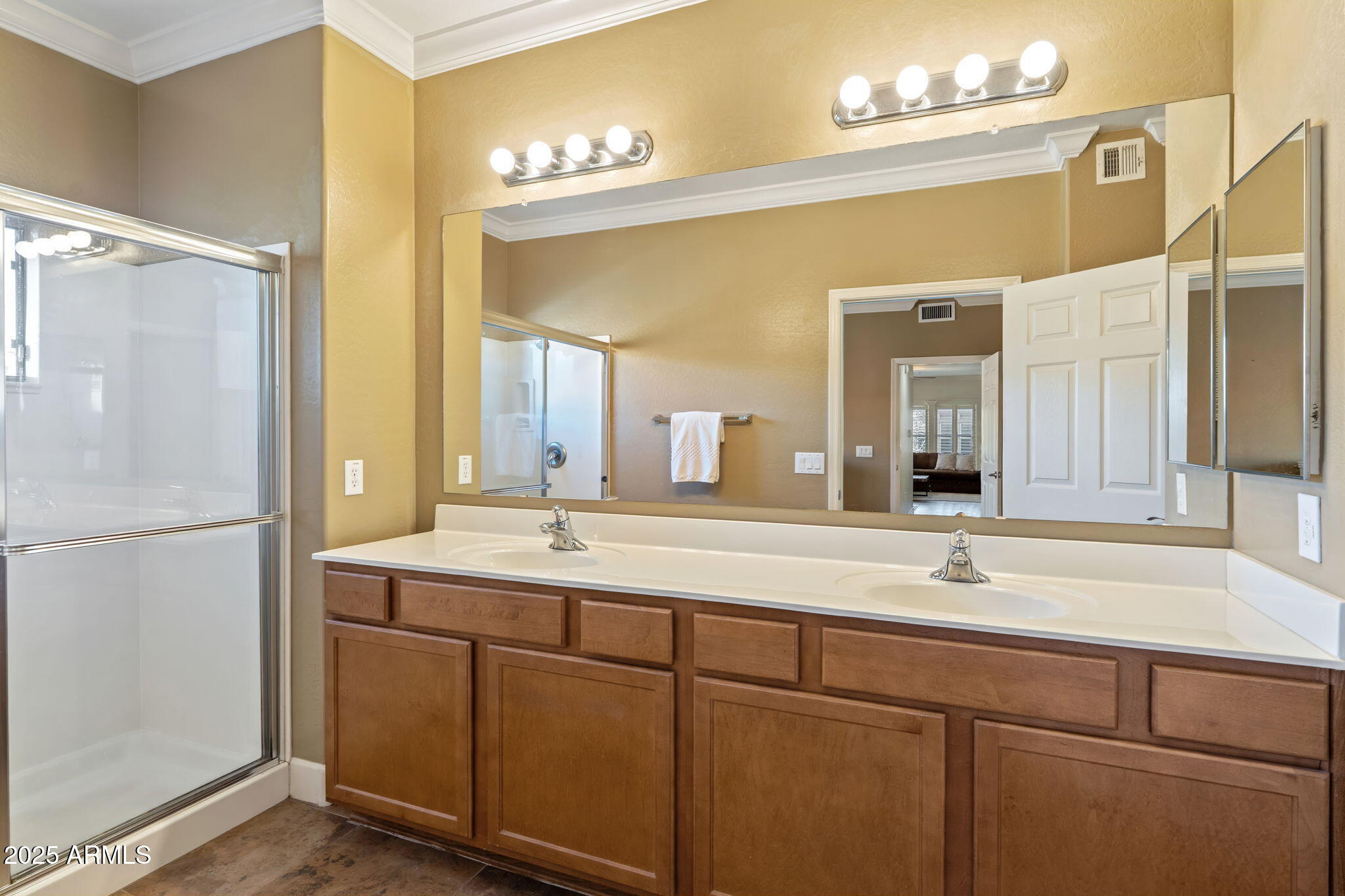 19700 N 76TH Street 2183