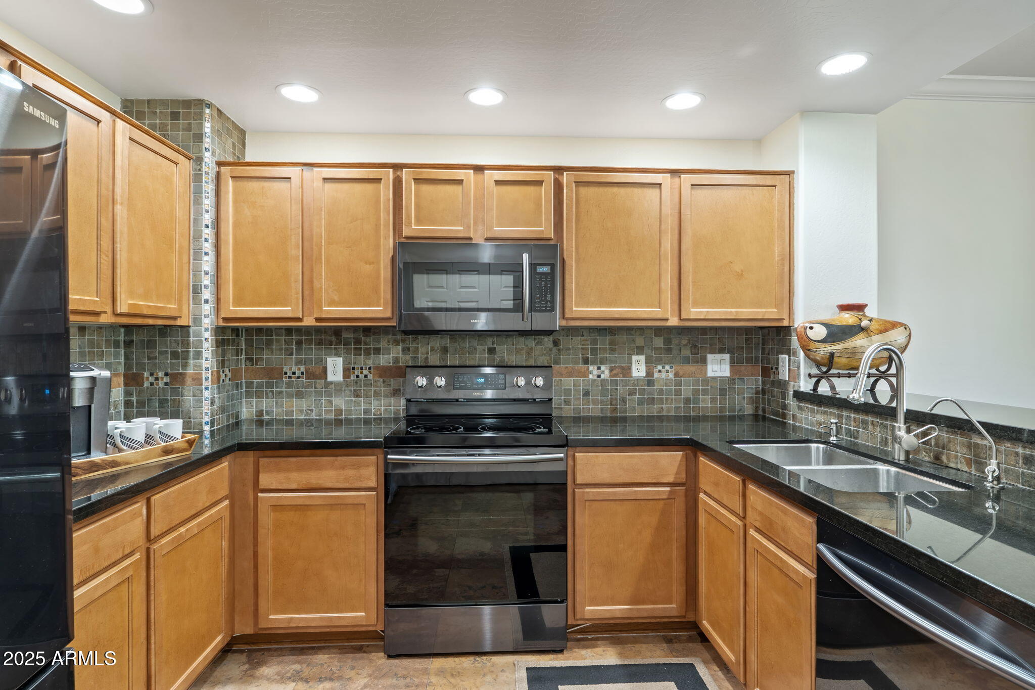 19700 N 76TH Street 2183