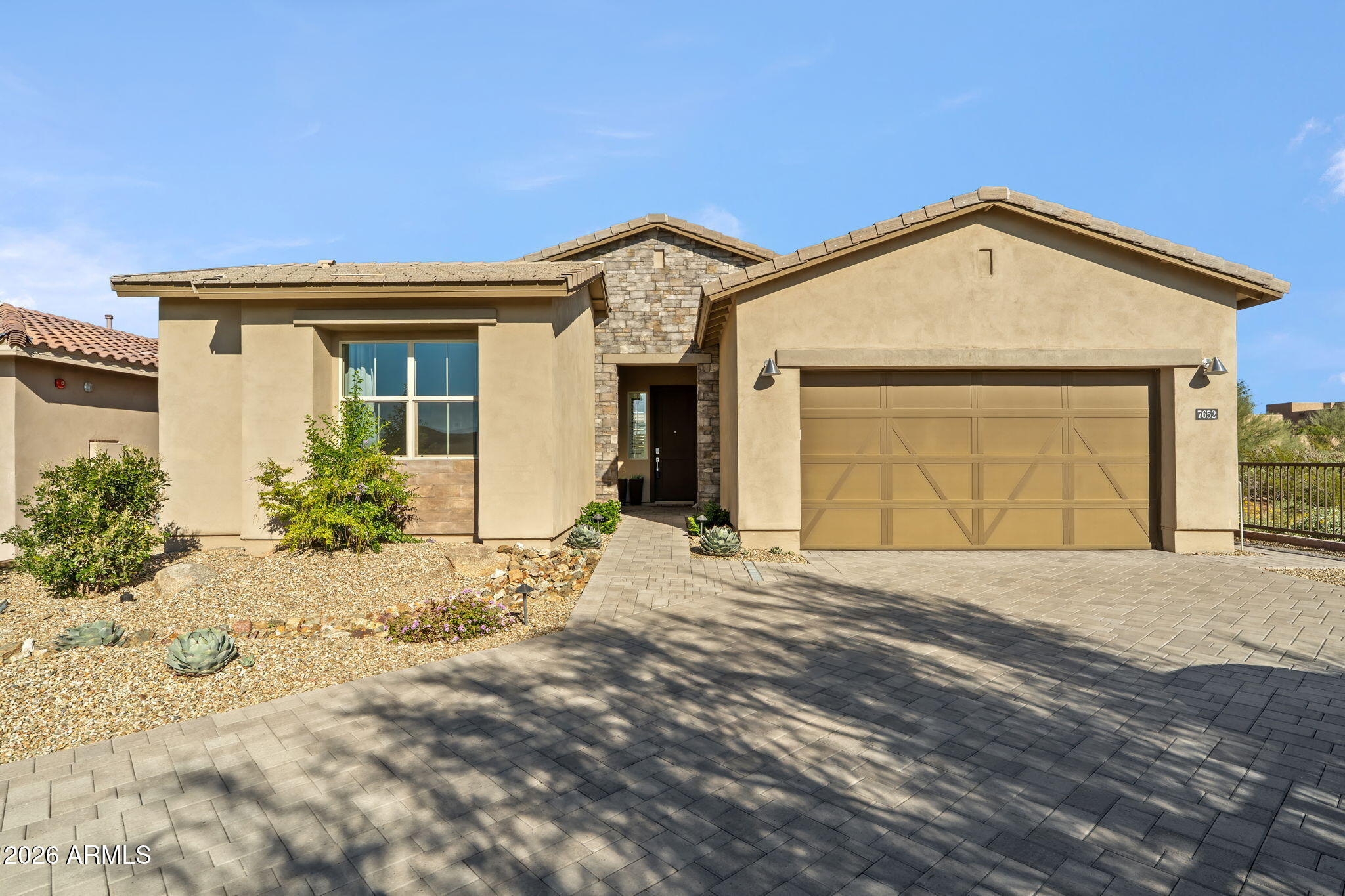 7652 E CAMINO DEL MONTE