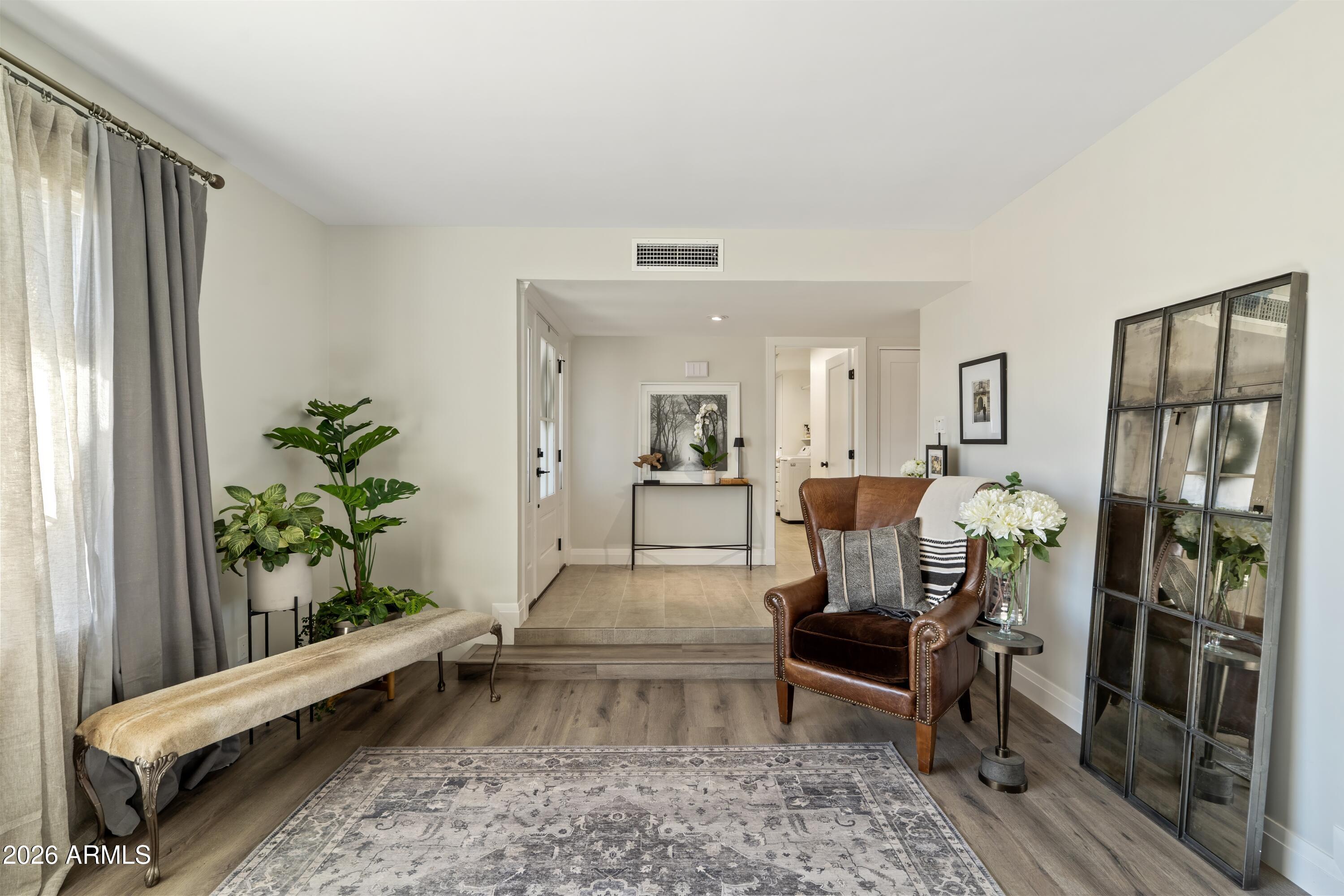 8238 E SAN MIGUEL Avenue