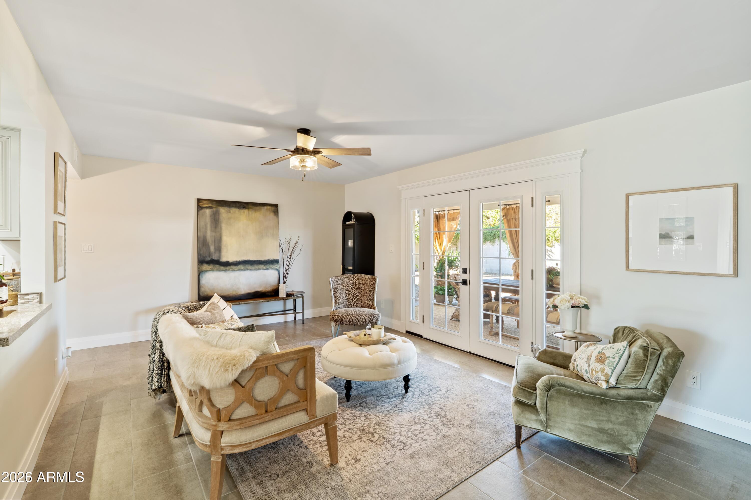 8238 E SAN MIGUEL Avenue