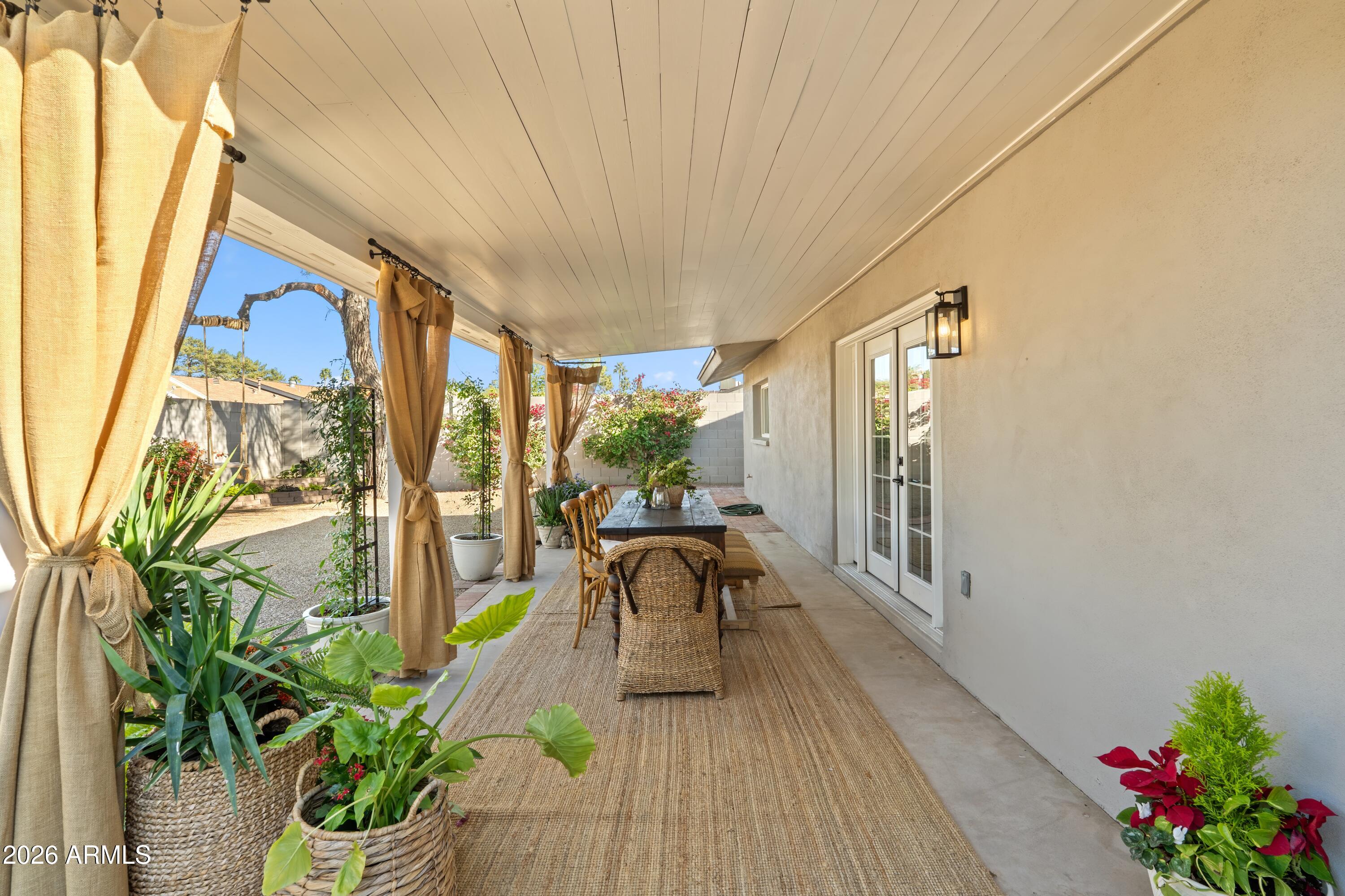 8238 E SAN MIGUEL Avenue