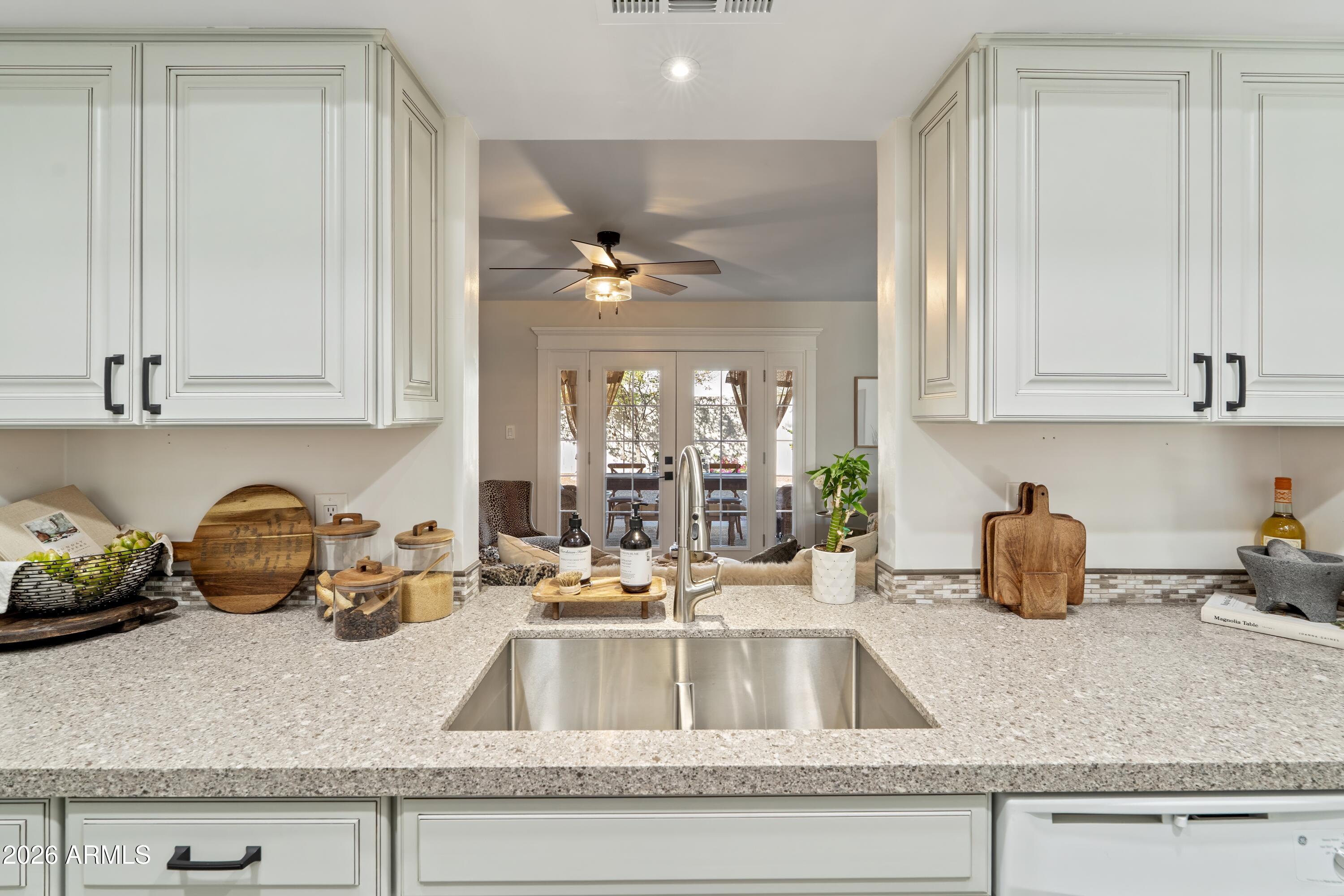 8238 E SAN MIGUEL Avenue