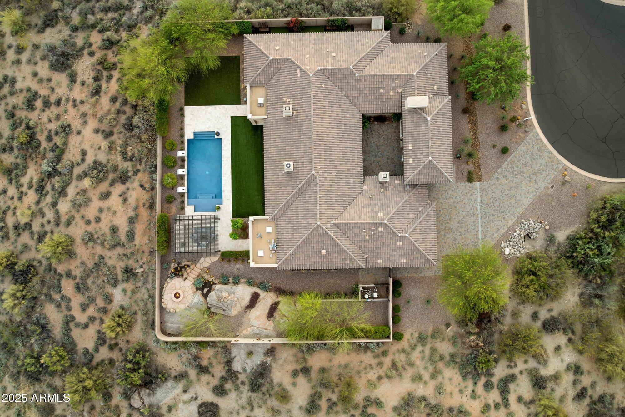 8599 E SAND FLOWER Drive