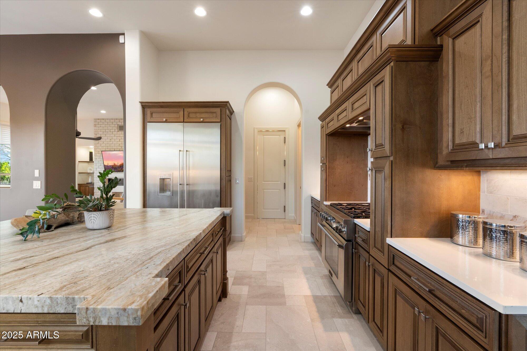 8599 E SAND FLOWER Drive