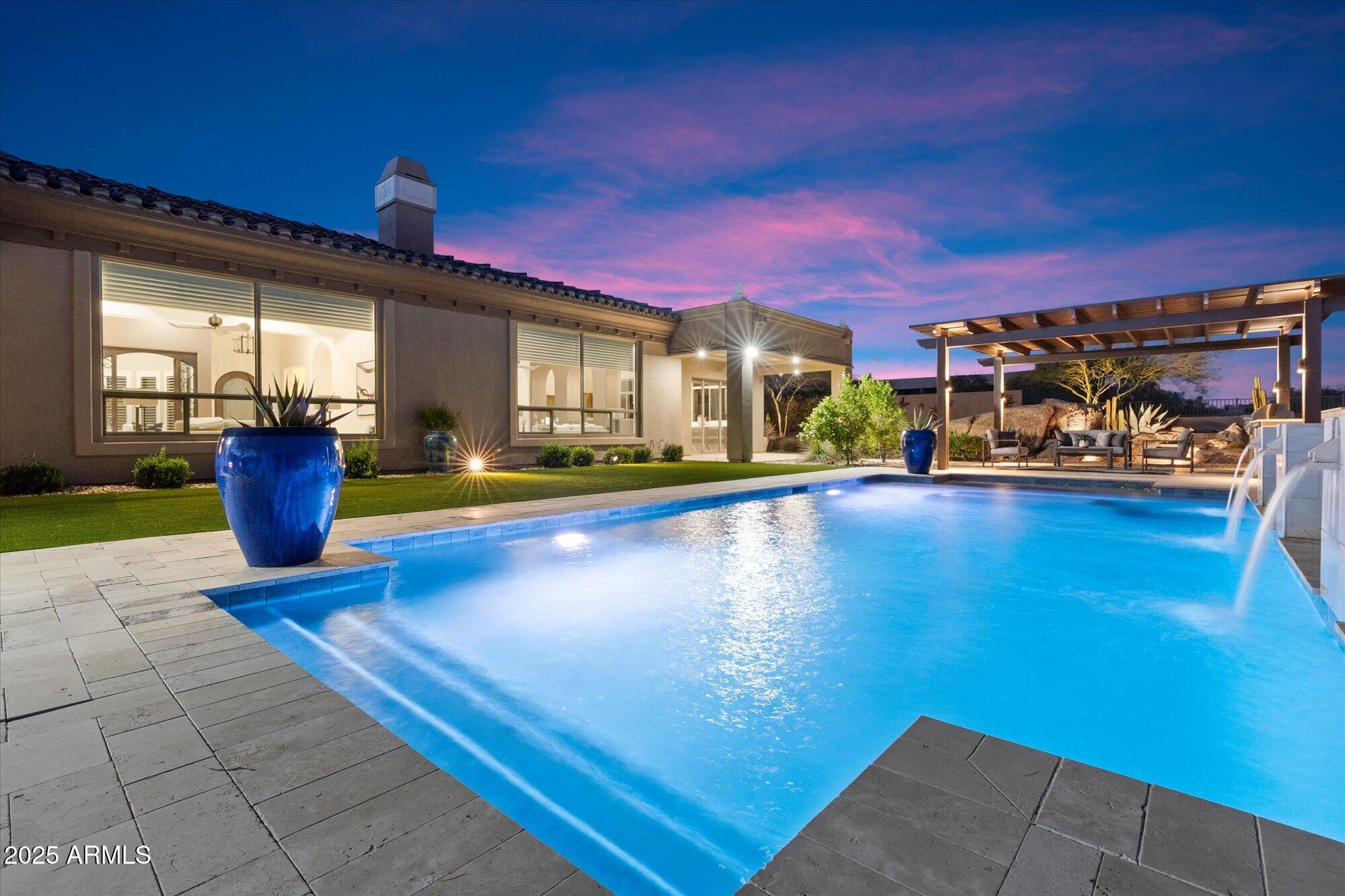 8599 E SAND FLOWER Drive