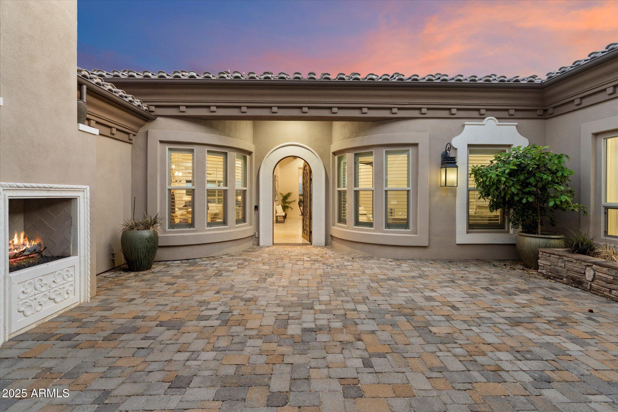 8599 E SAND FLOWER Drive