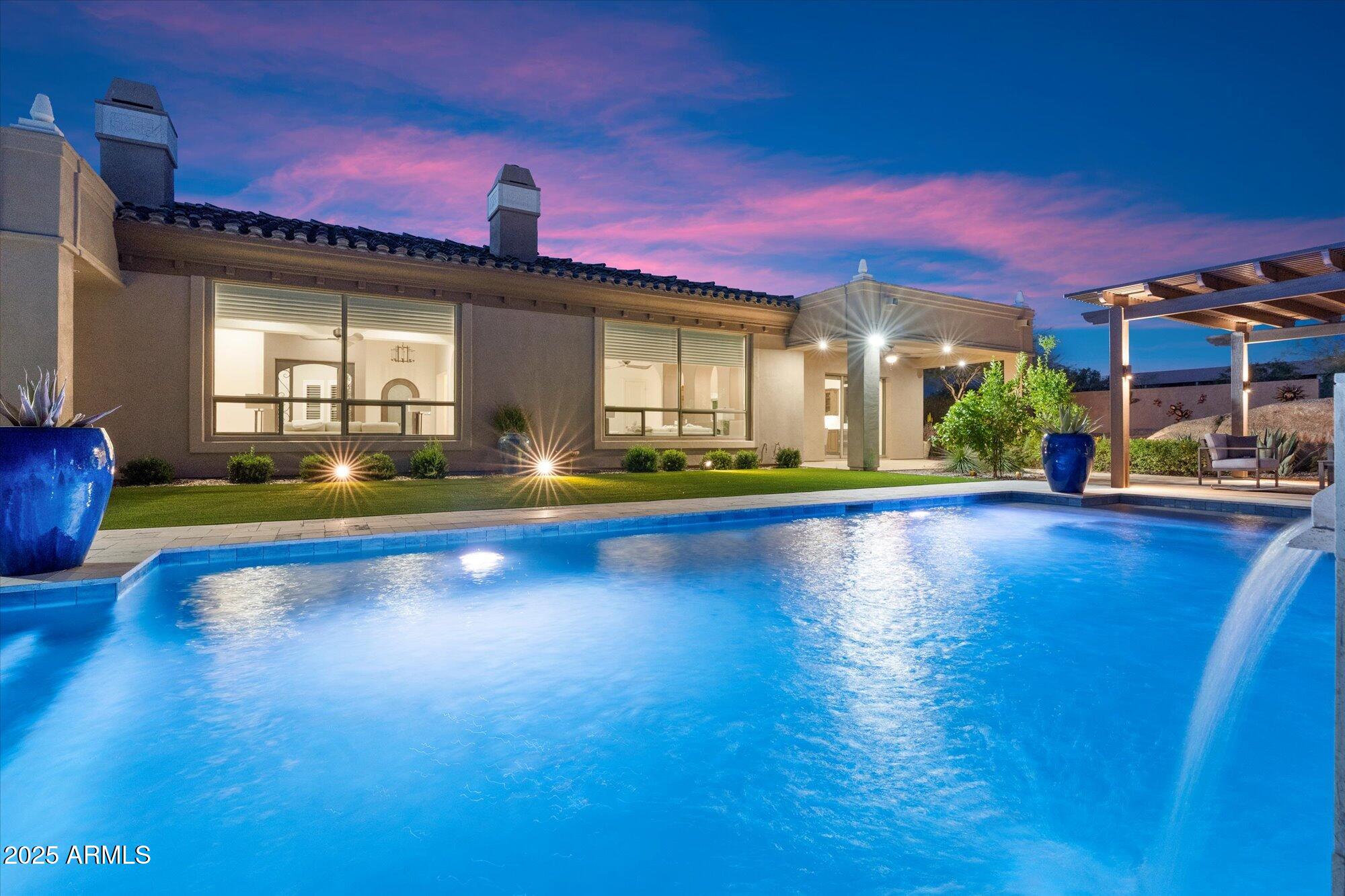 8599 E SAND FLOWER Drive