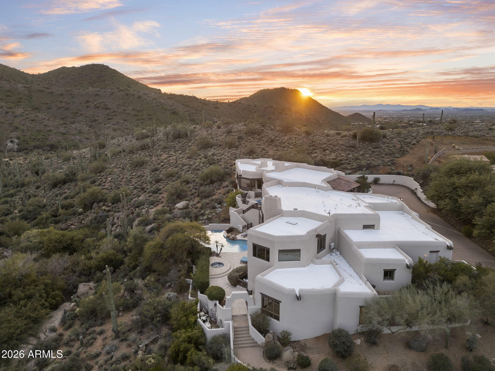 10801 E HAPPY VALLEY Road 114