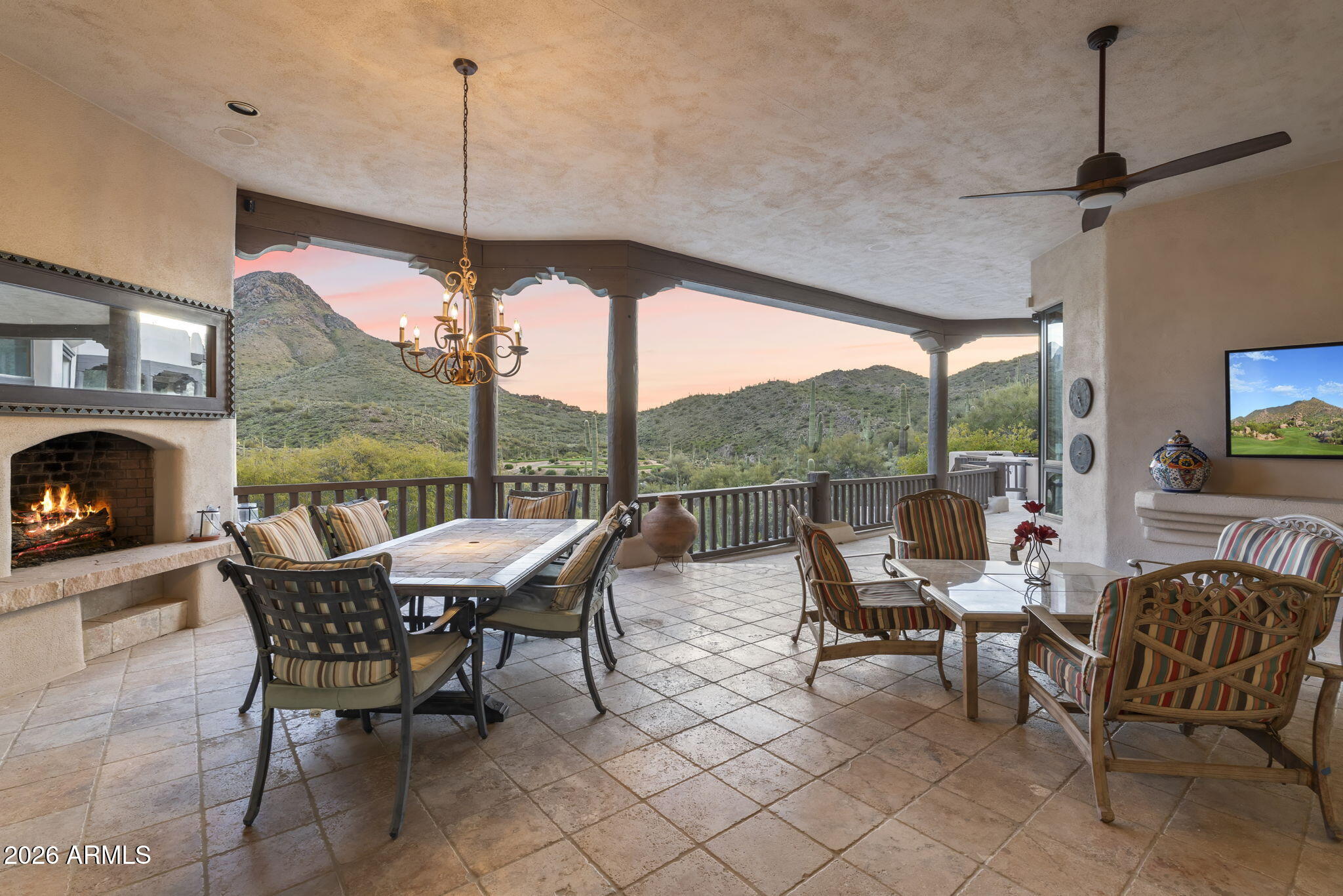 10801 E HAPPY VALLEY Road 114