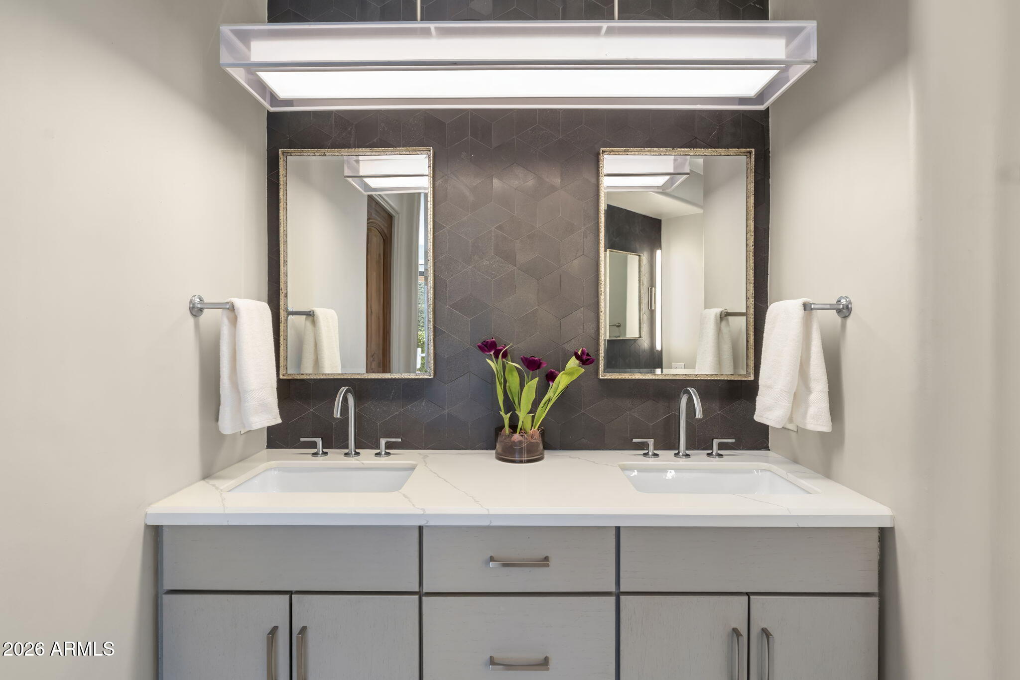 10801 E HAPPY VALLEY Road 114