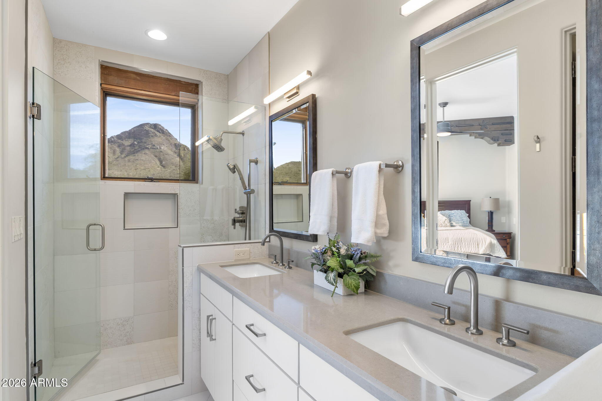 10801 E HAPPY VALLEY Road 114