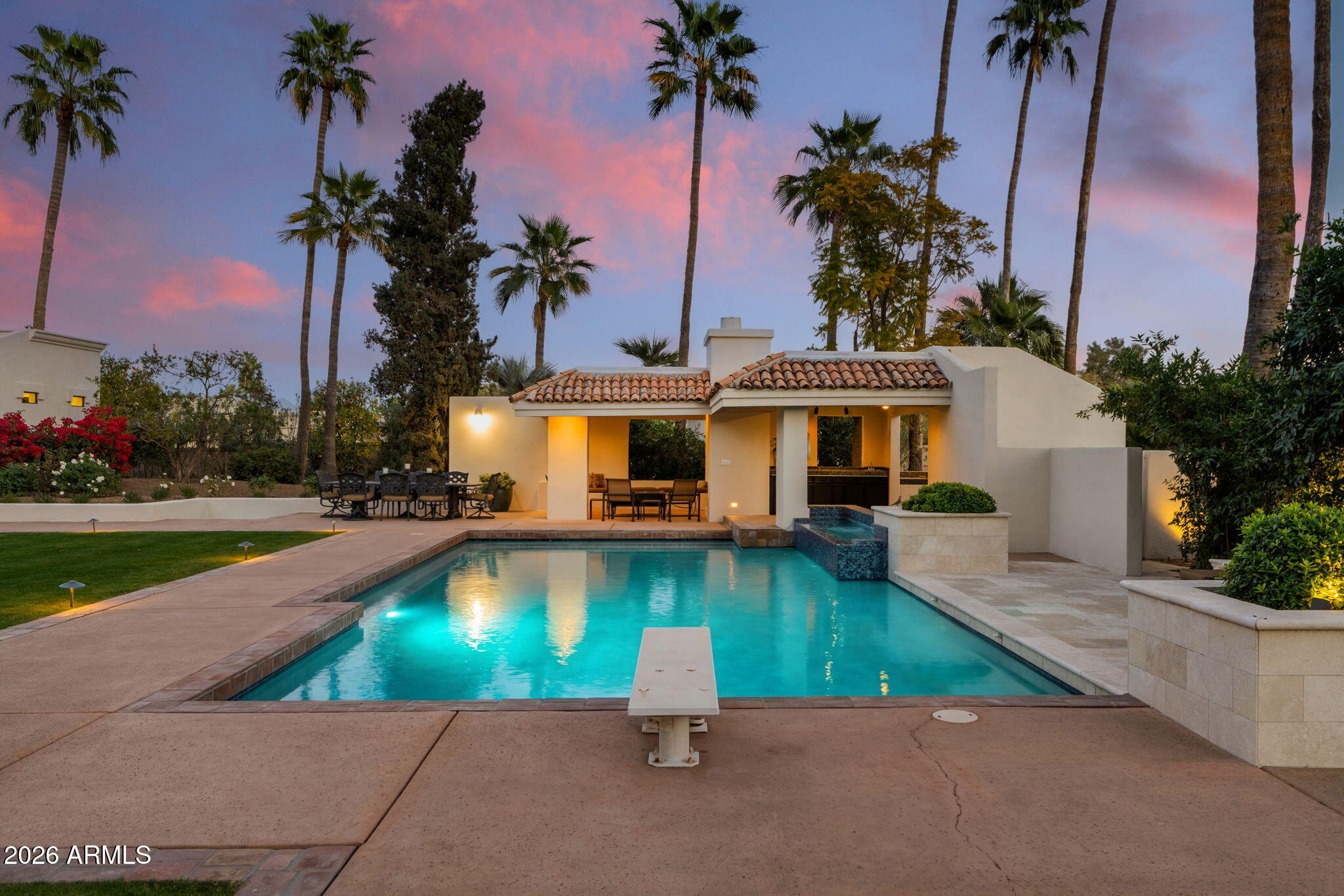 5225 E TURQUOISE Avenue