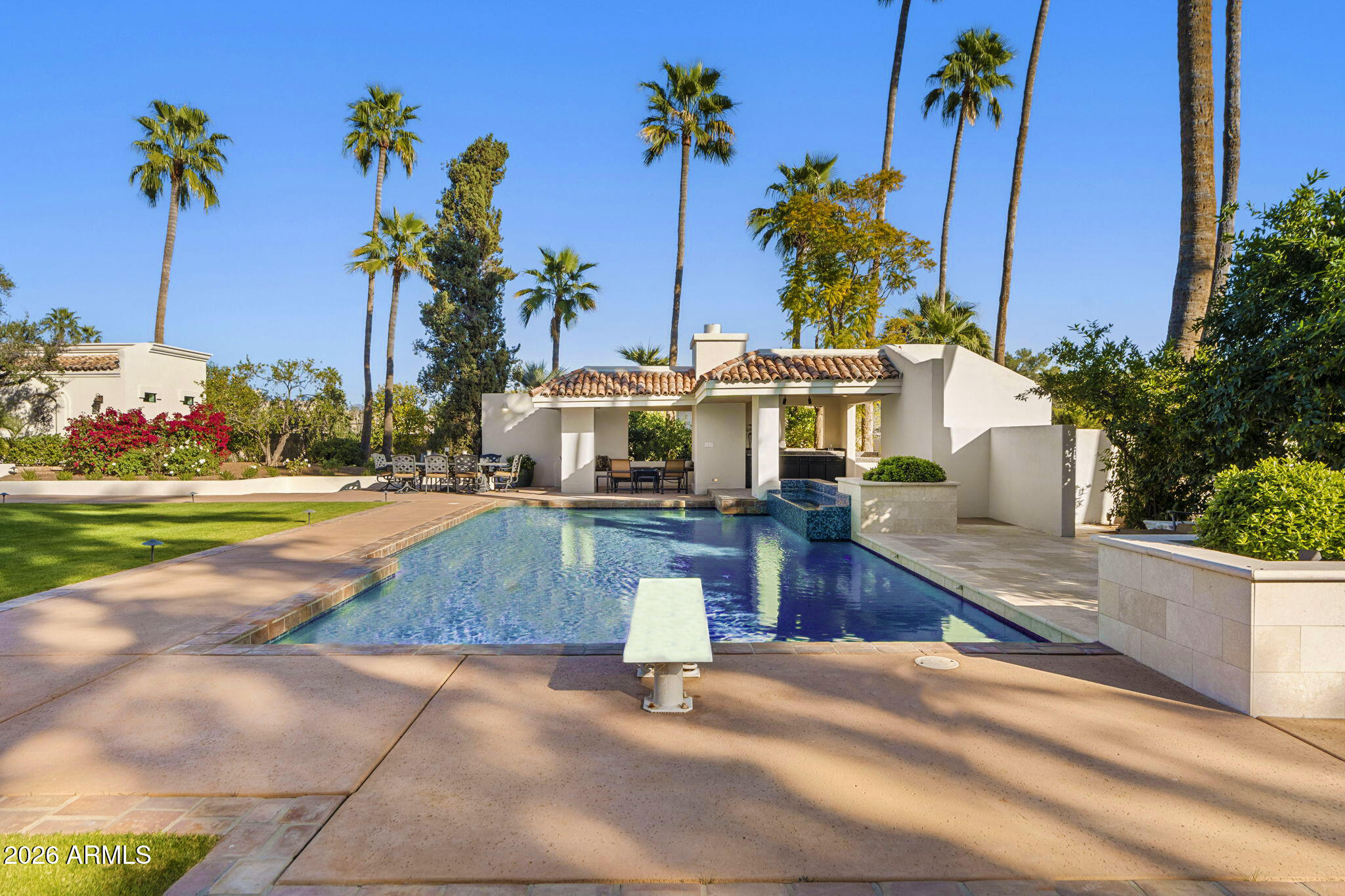 5225 E TURQUOISE Avenue