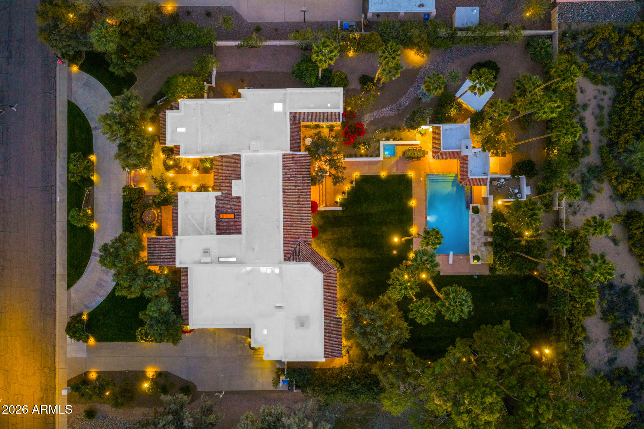 5225 E TURQUOISE Avenue