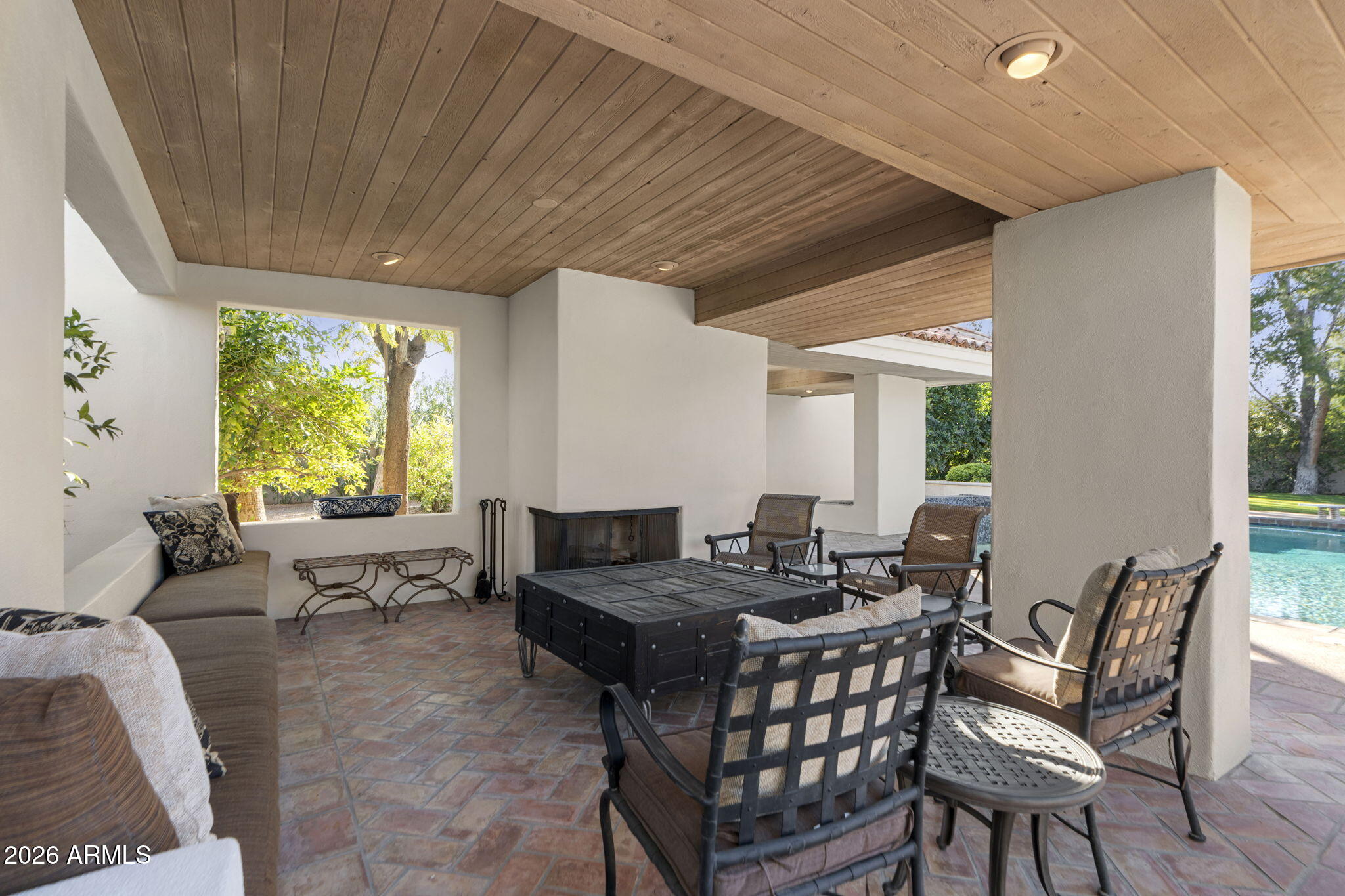 5225 E TURQUOISE Avenue