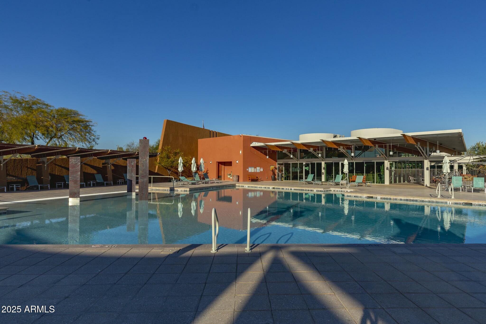 3911 E ROCKINGHAM Road