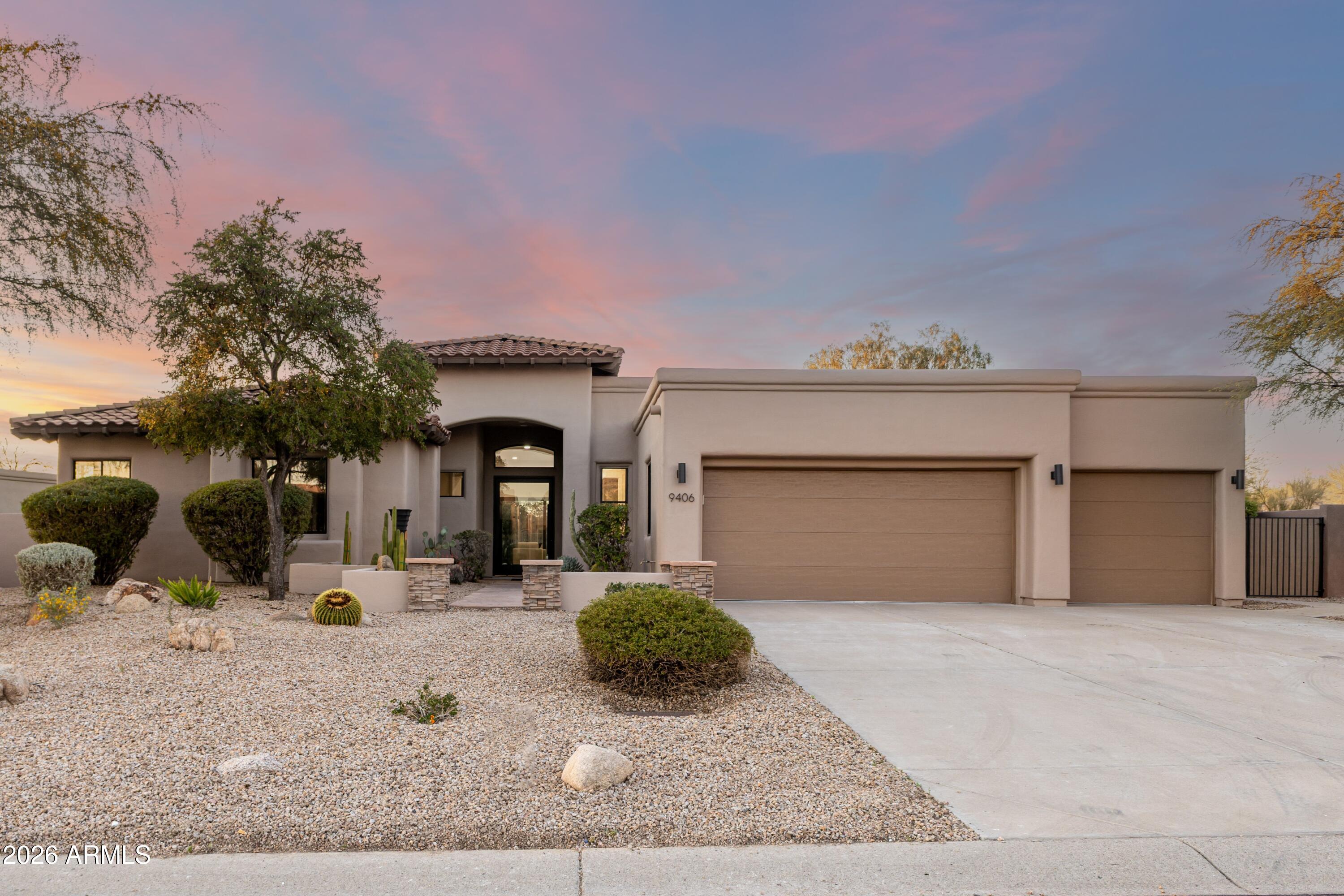 9406 E HIDDEN GREEN Drive