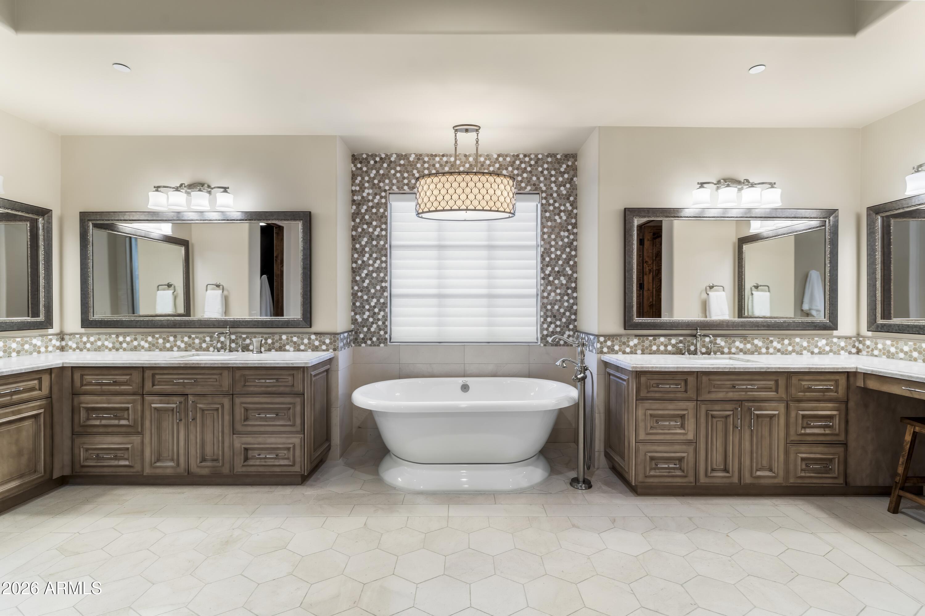 21580 N 81ST Street 6