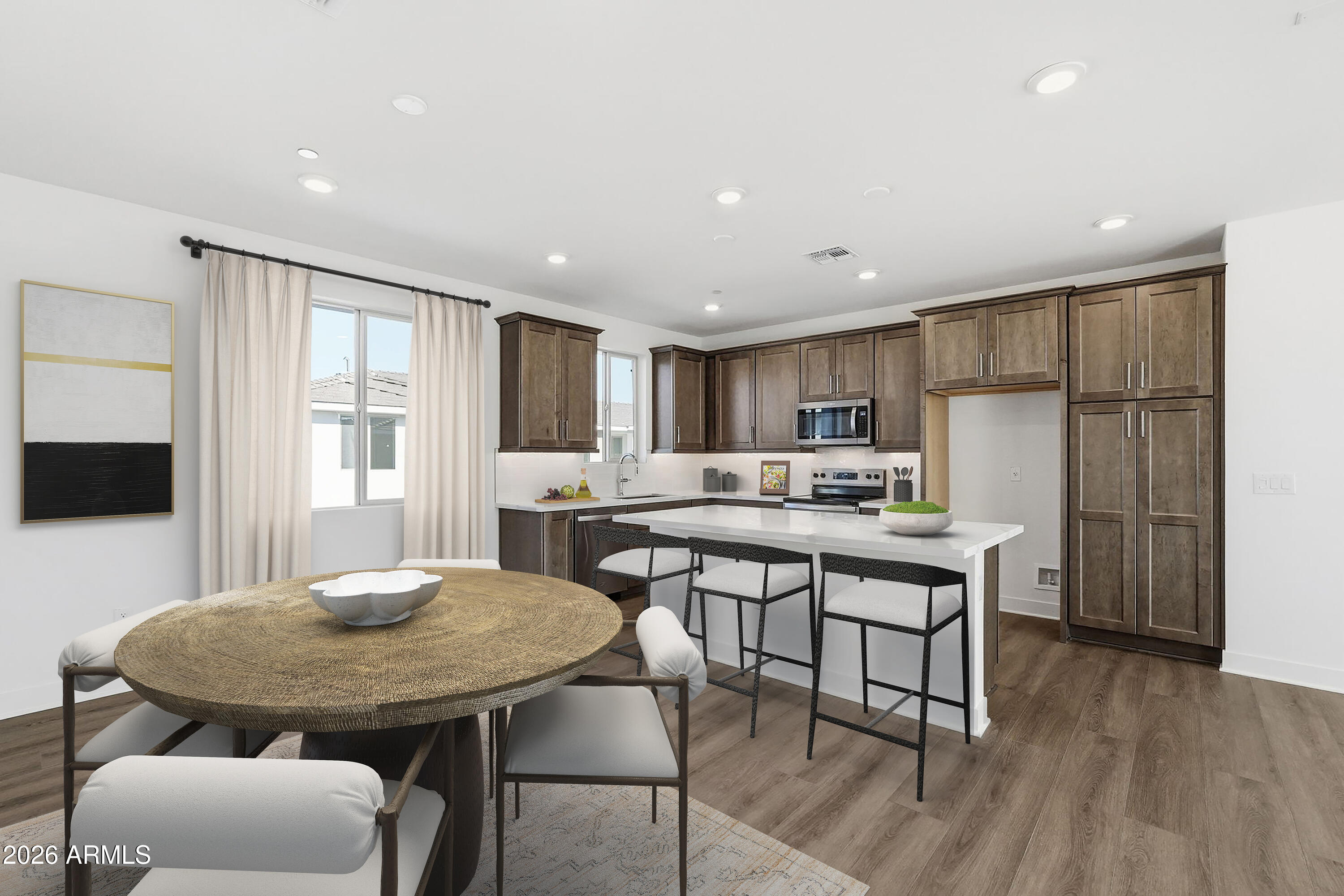 2121 W Sonoran Desert Drive 76