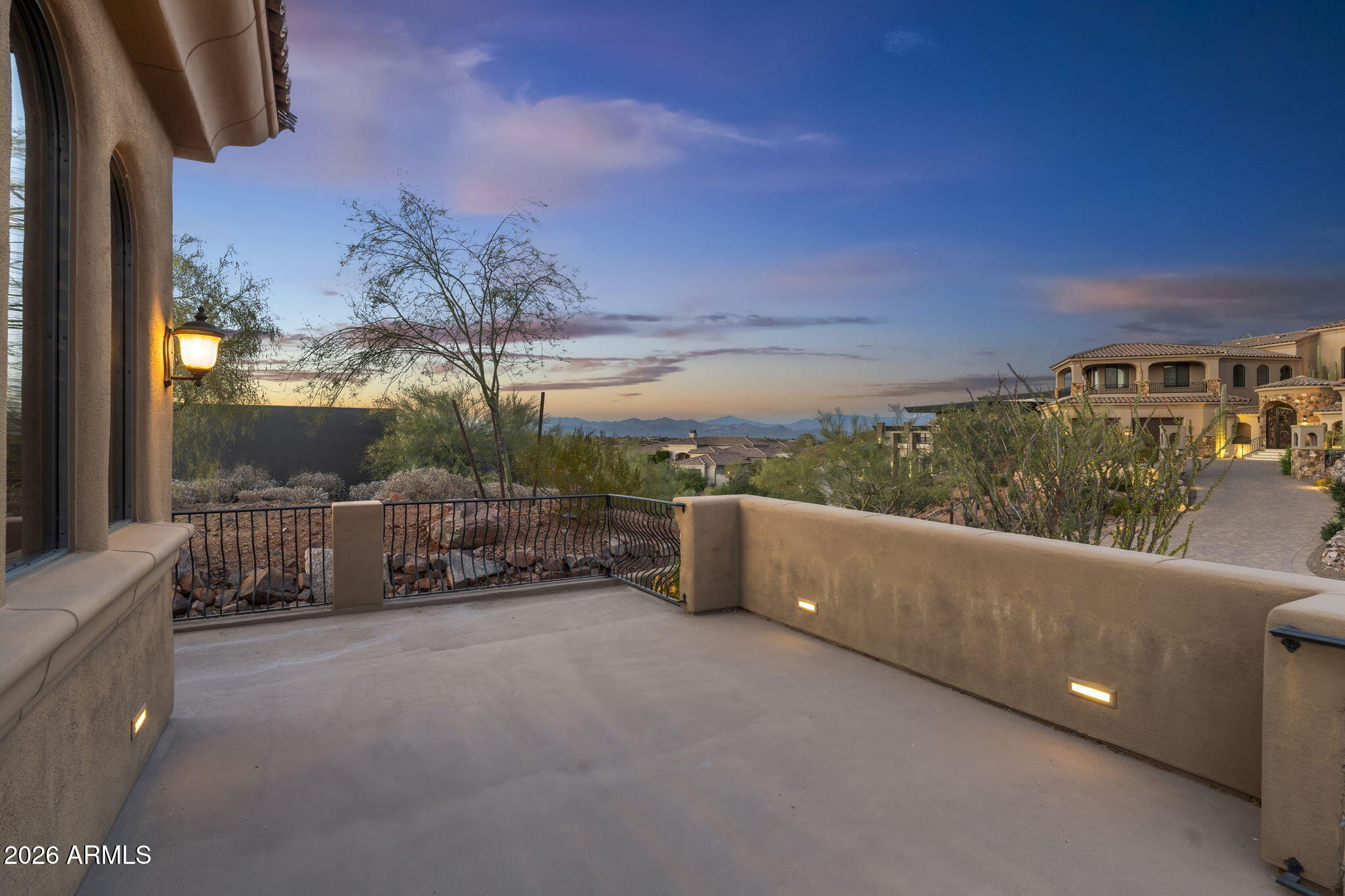 9132 N HORIZON Trail