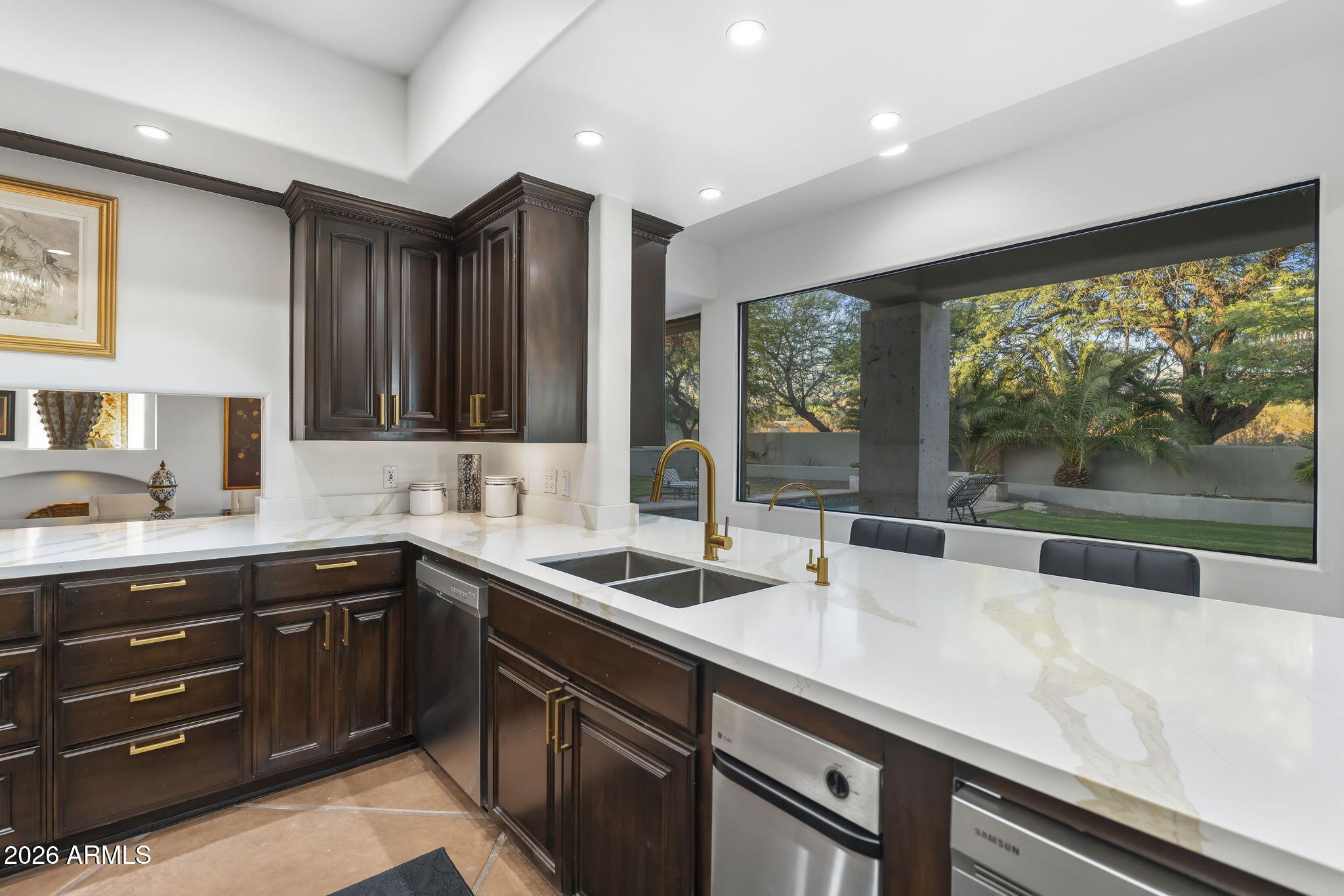 9350 E VIA DEL SOL Drive