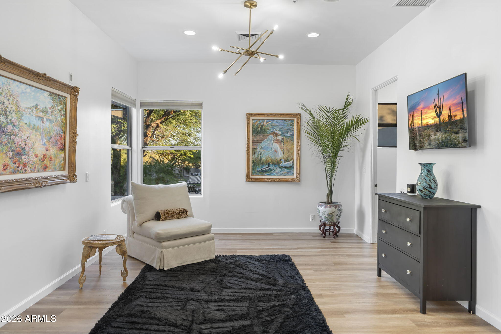 9350 E VIA DEL SOL Drive