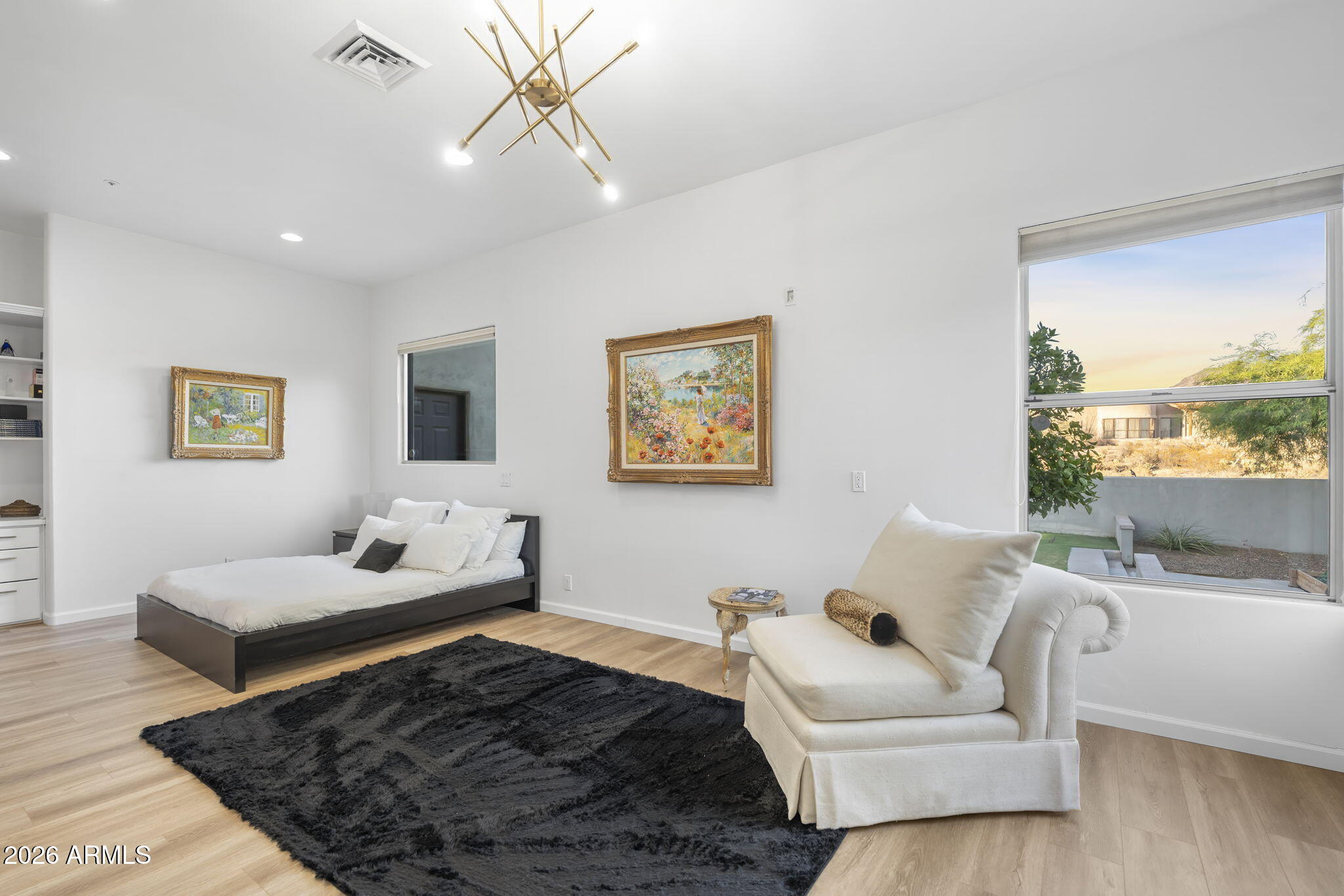 9350 E VIA DEL SOL Drive