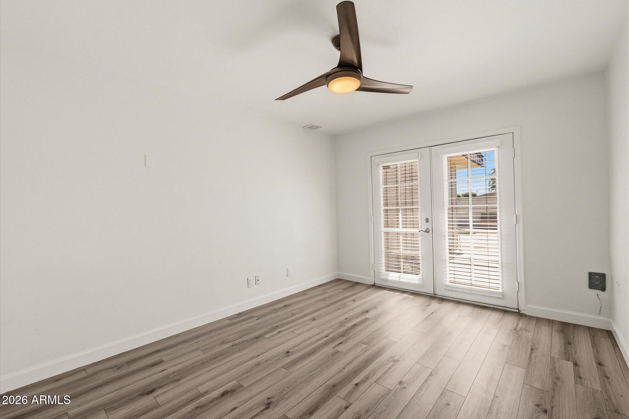2219 N 74th Place