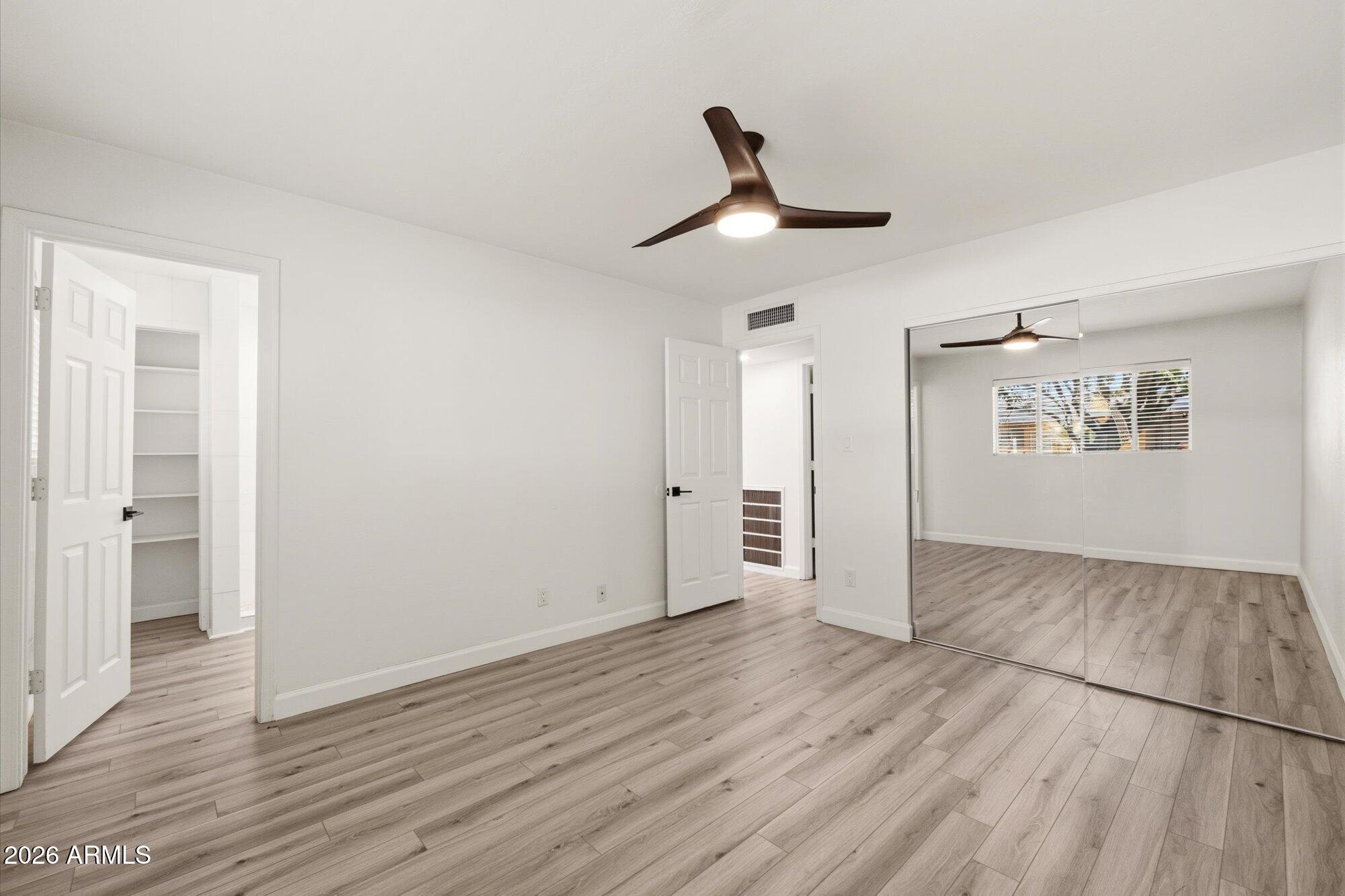 2219 N 74th Place