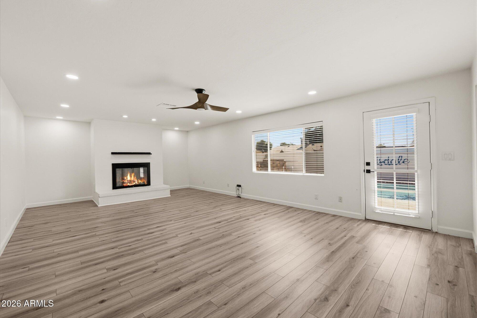 2219 N 74th Place