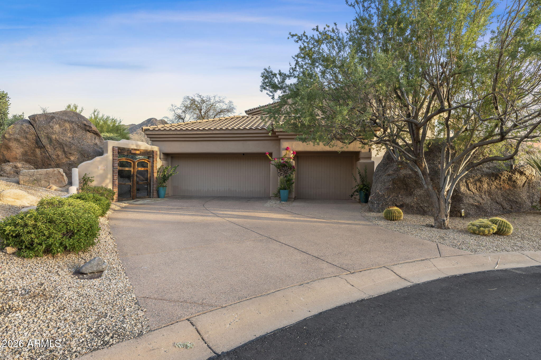 11189 E JUAN TABO Road