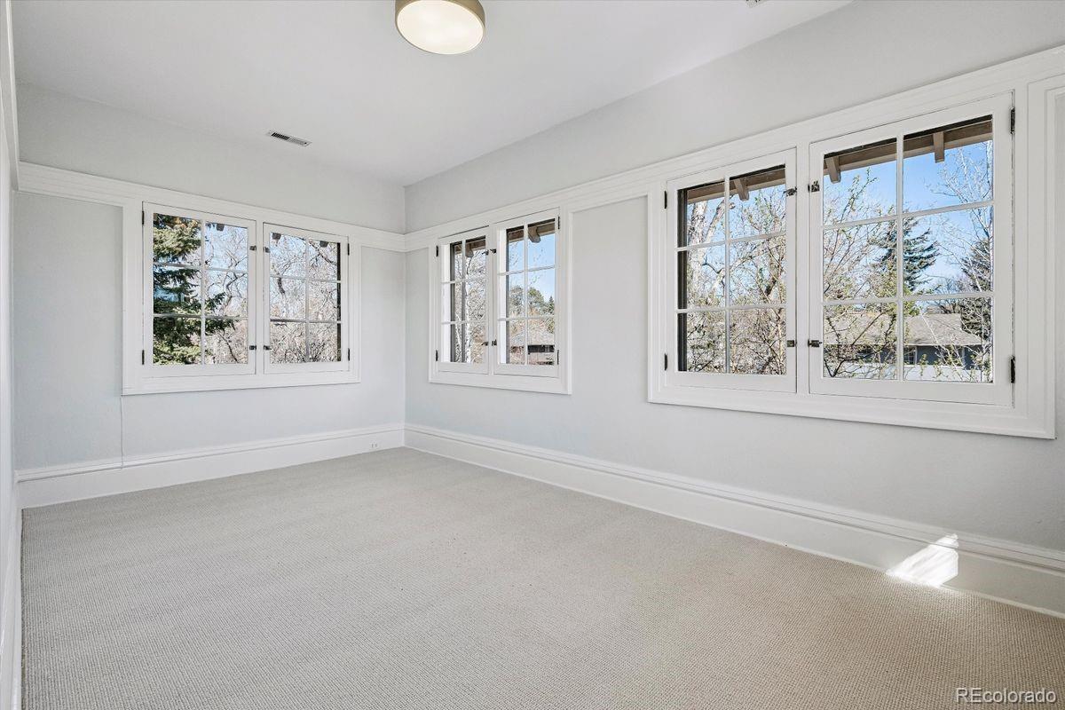 101 N Lafayette Street