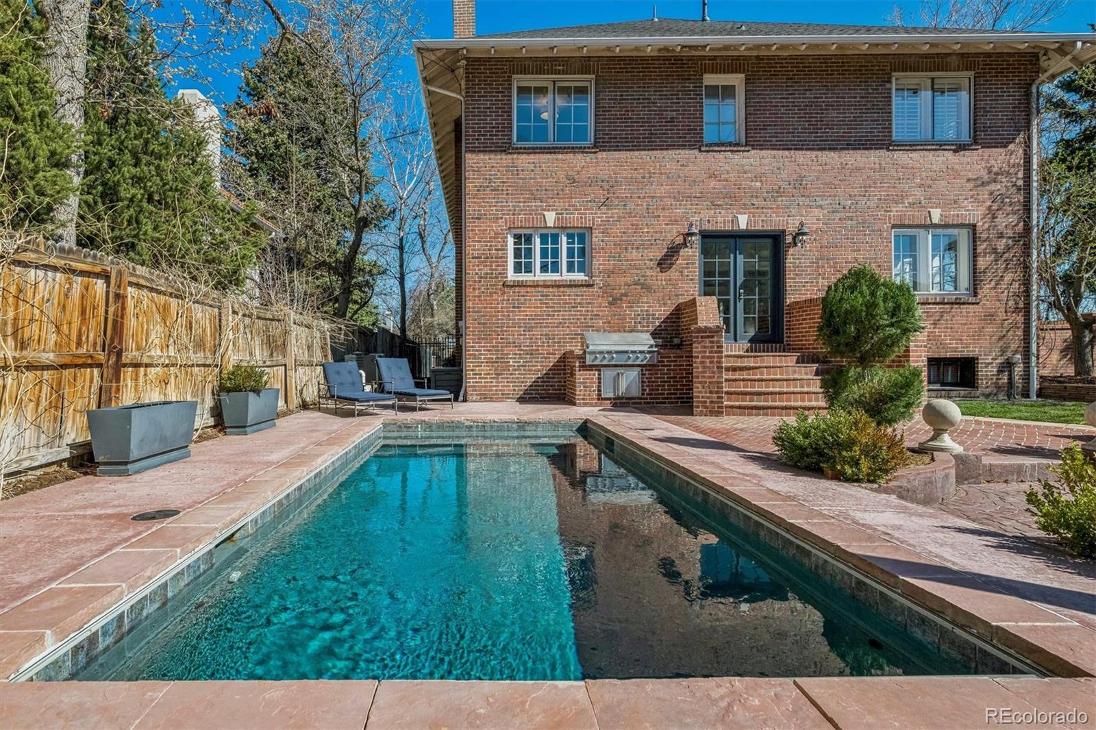 101 N Lafayette Street