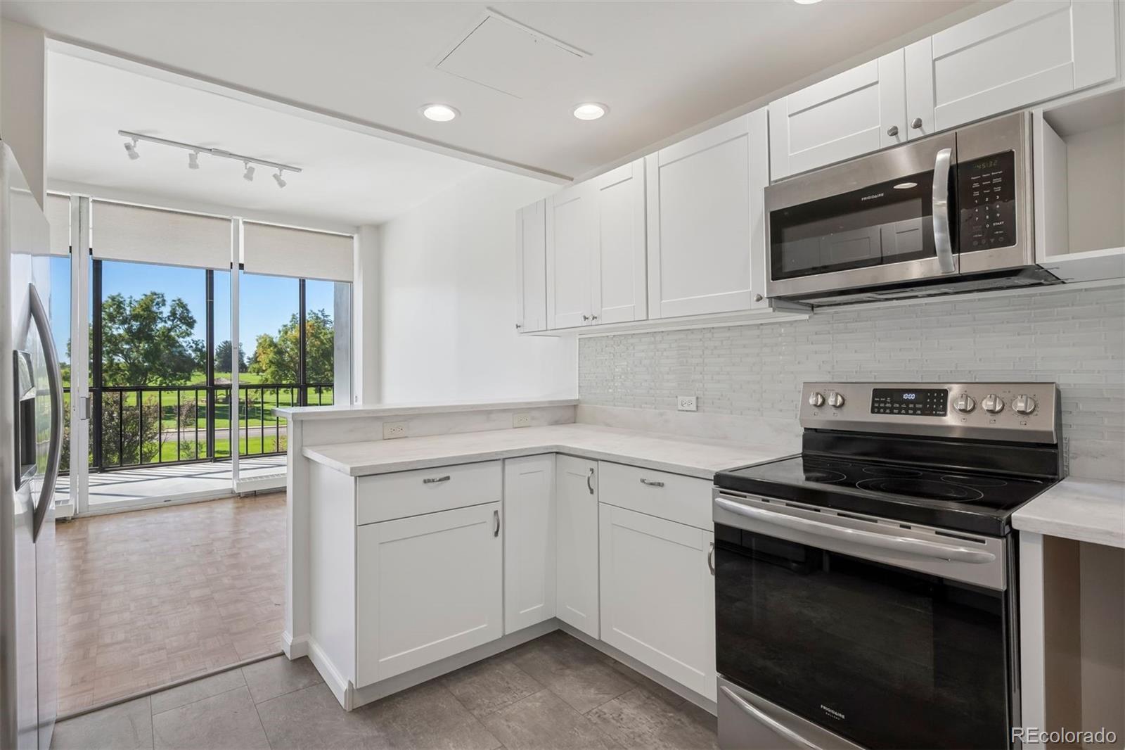 1201 N Williams Street Unit: 2A