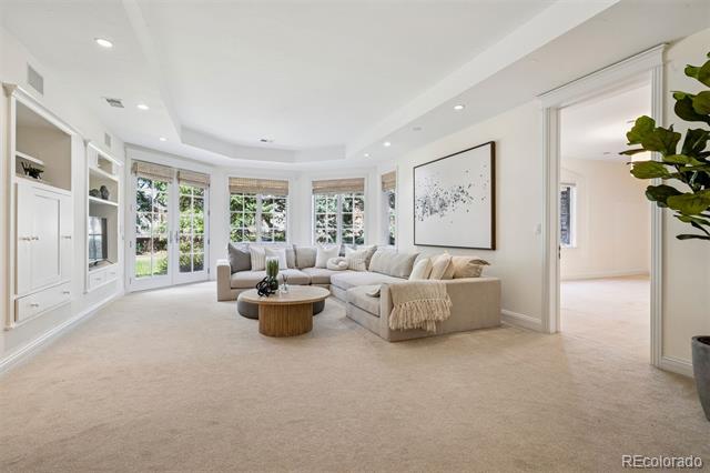 17 Polo Club Drive