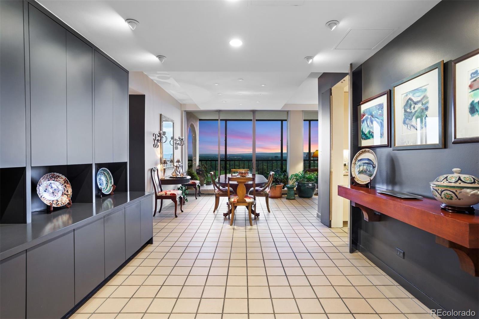1201 N Williams Street Unit: 16C