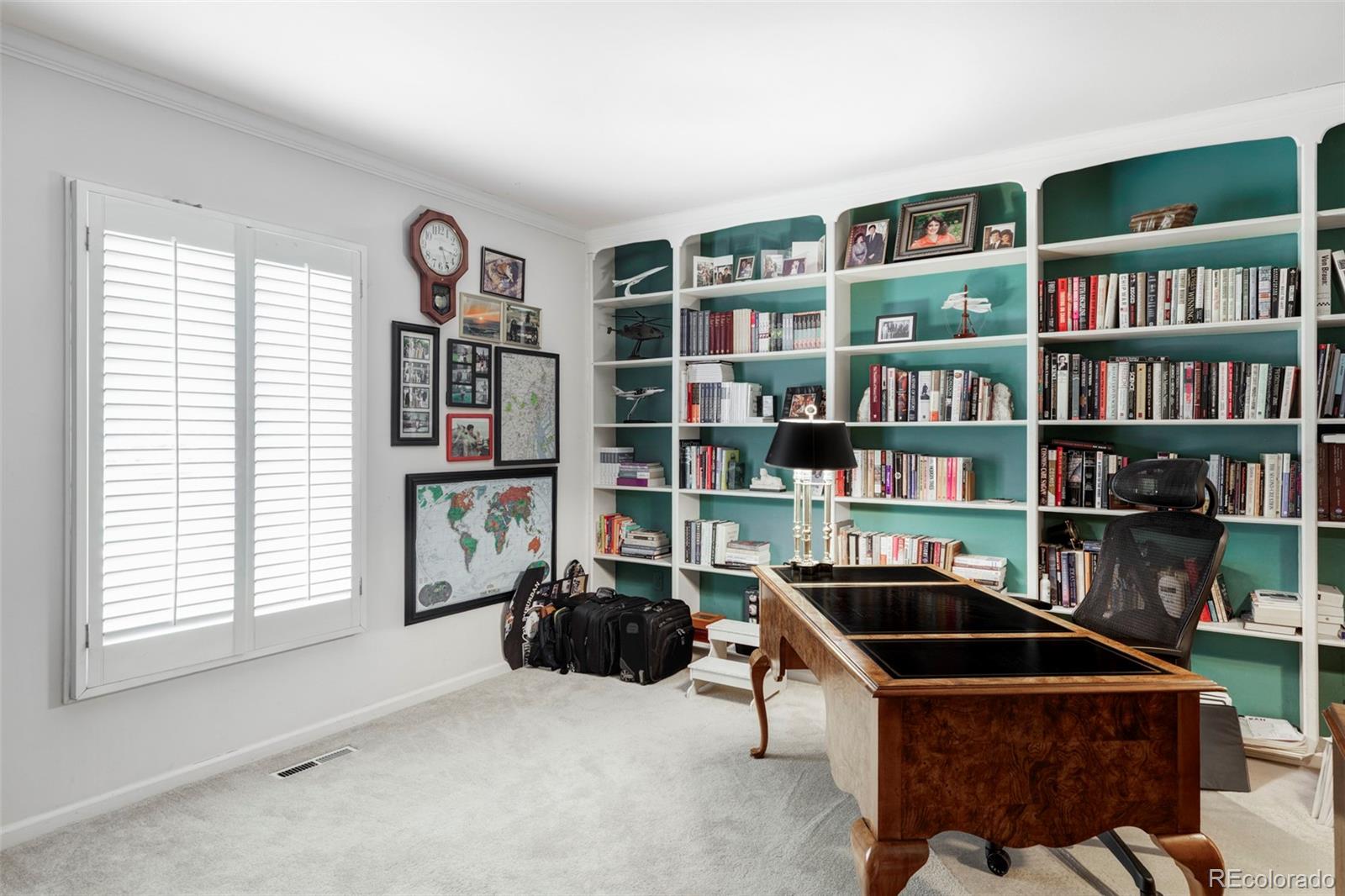 2209 Green Oaks Lane