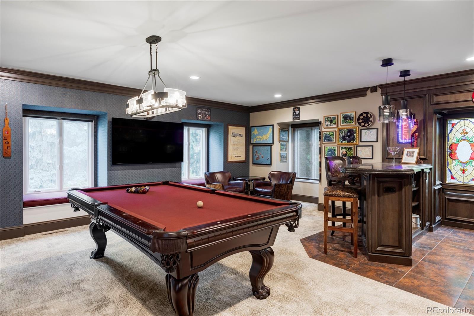 2209 Green Oaks Lane