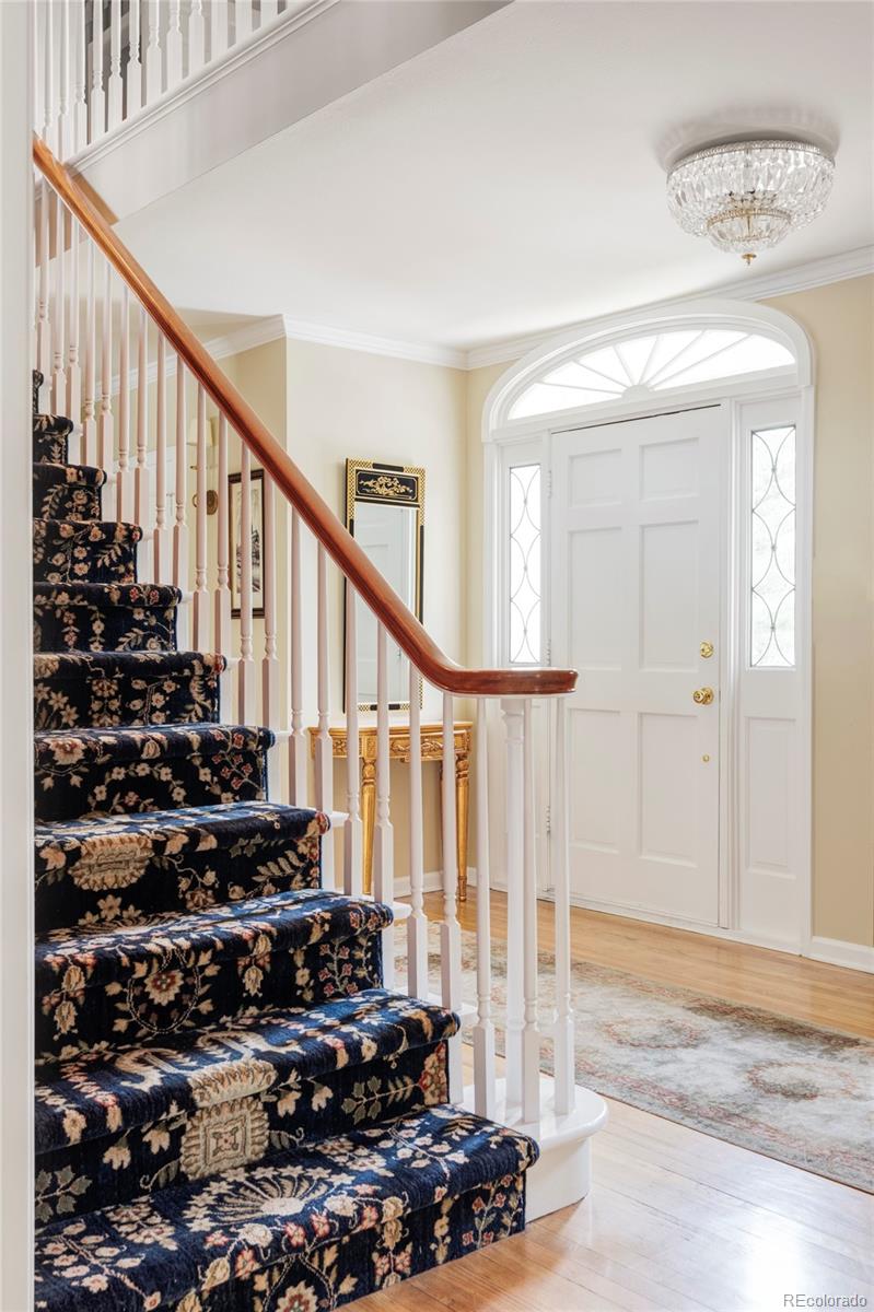 2209 Green Oaks Lane